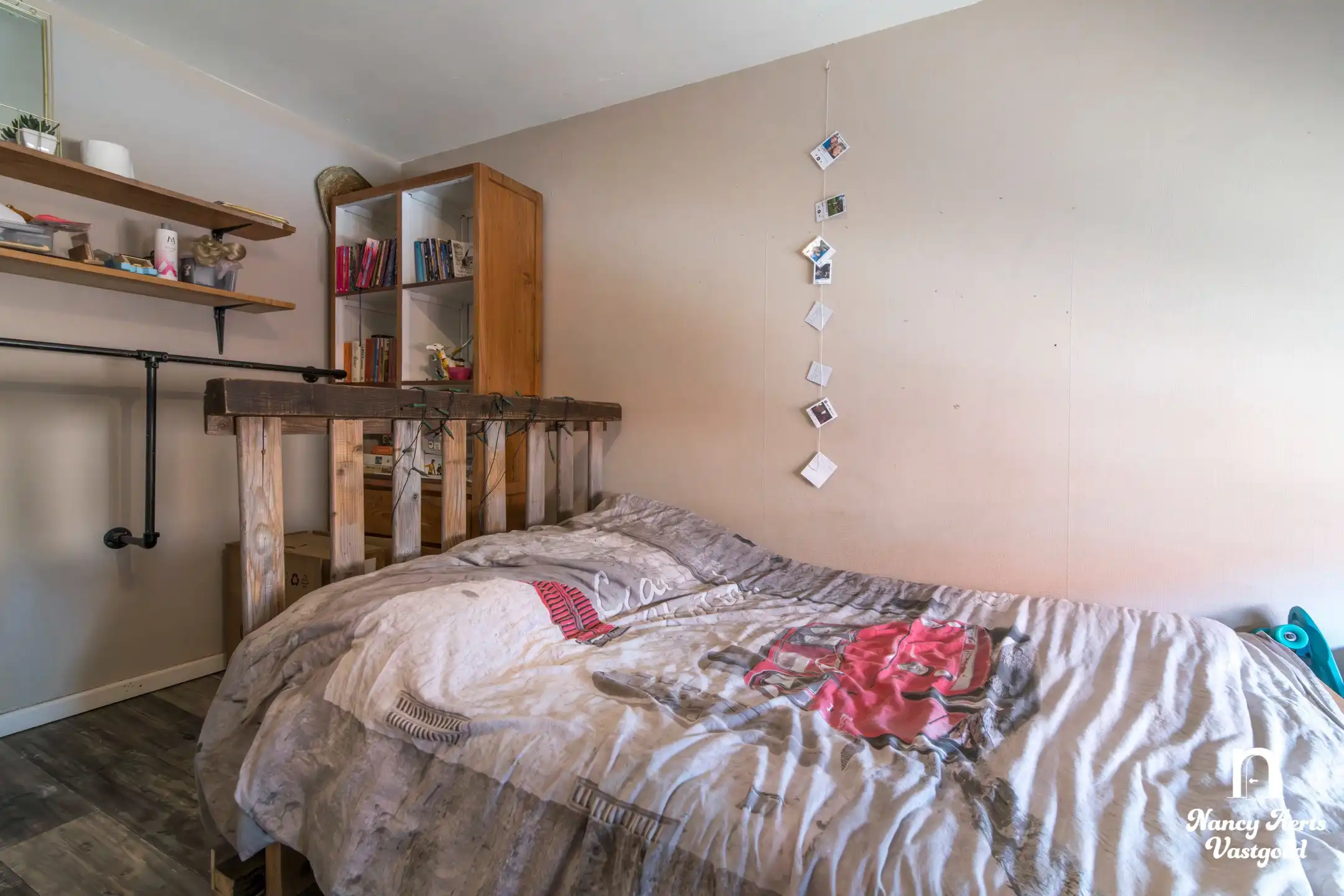 Ruime halfopen woning met tuin en veel potentieel foto 30