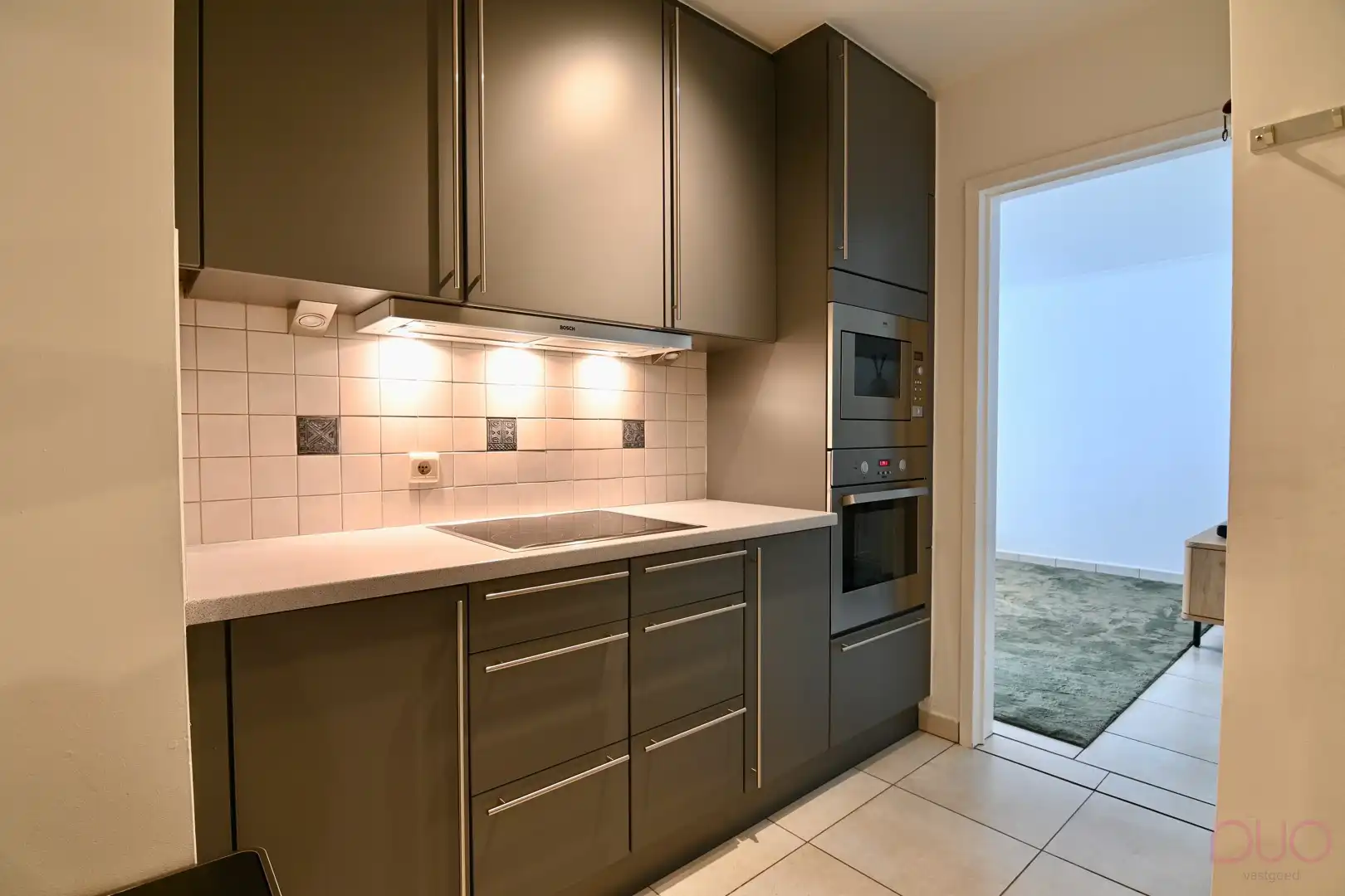 Instapklaar gelijkvloers appartement met 2 slaapkamers en garagebox op een toplocatie foto 10
