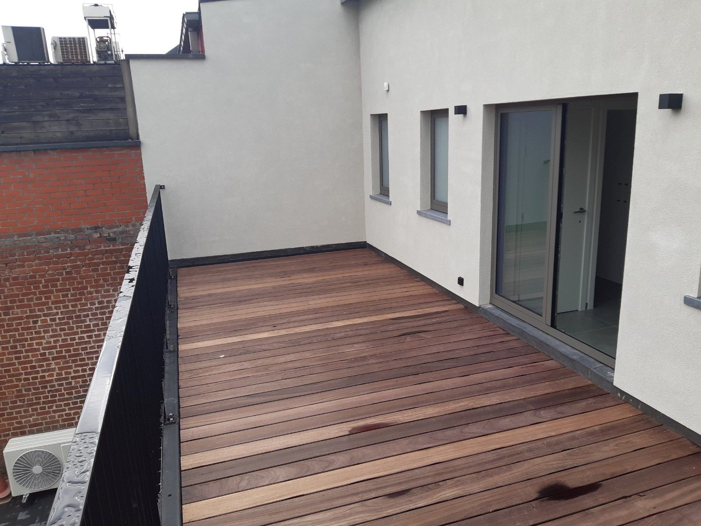 Exceptioneel wonen met zicht op de Gaverse Markt.  foto 8