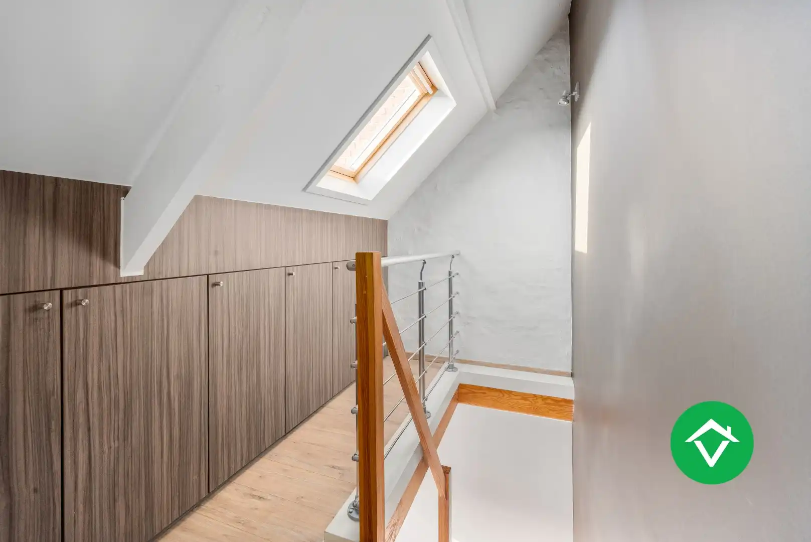 Instapklare woning met 4 slaapkamers en garage te Koekelare foto 32