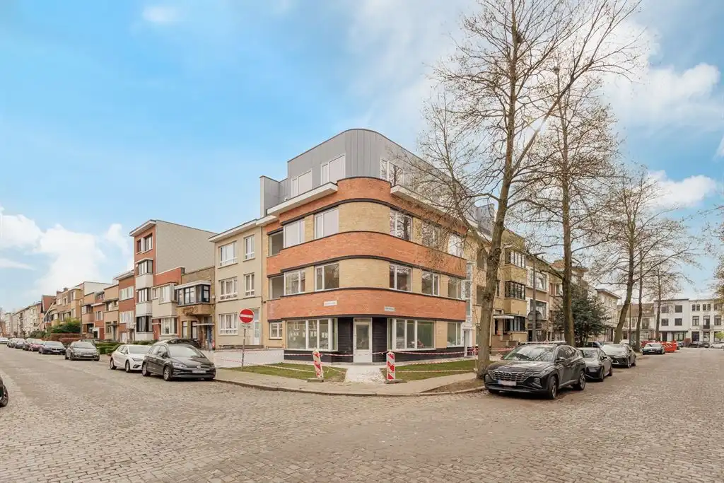 Stijlvol gerenoveerd appartement foto 14