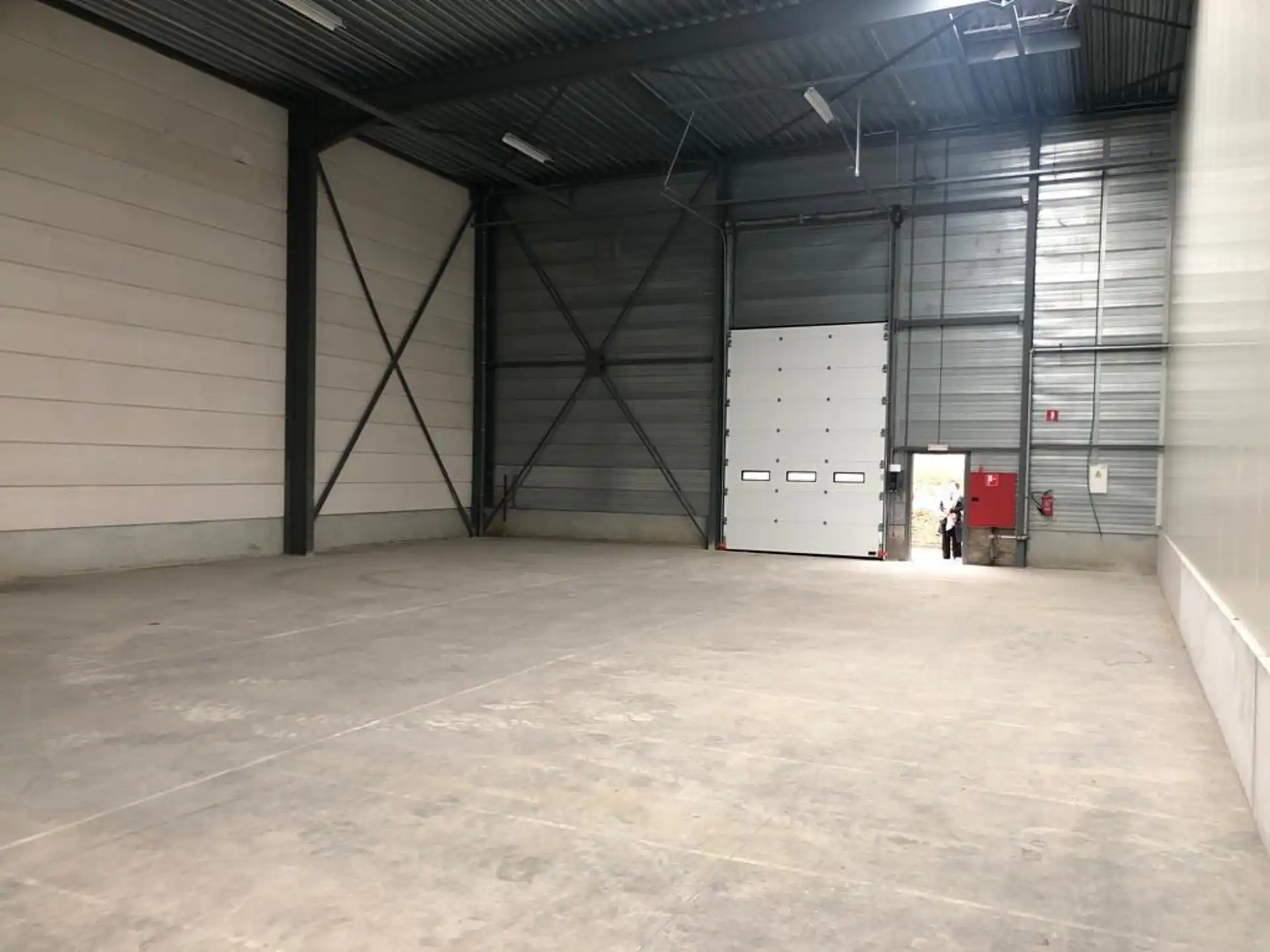 KMO-Unit 14 van 307m² te huur foto 2