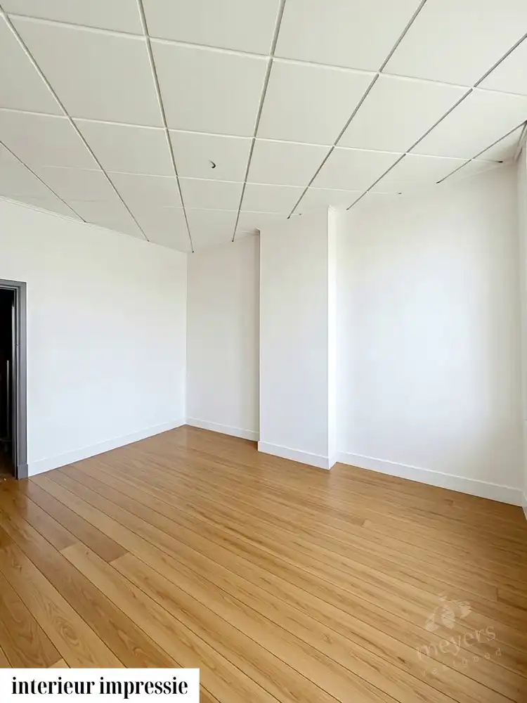 Woning met handelsruimte in het centrum van Sint-Truiden foto 17