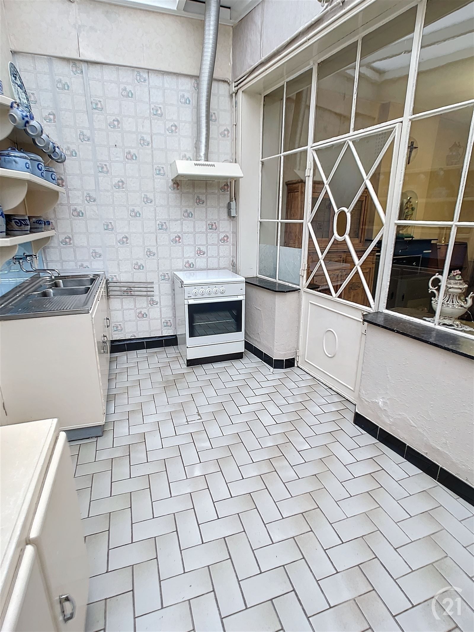 Te renoveren gezinswoning met tuin en weide op 35are40 foto 17