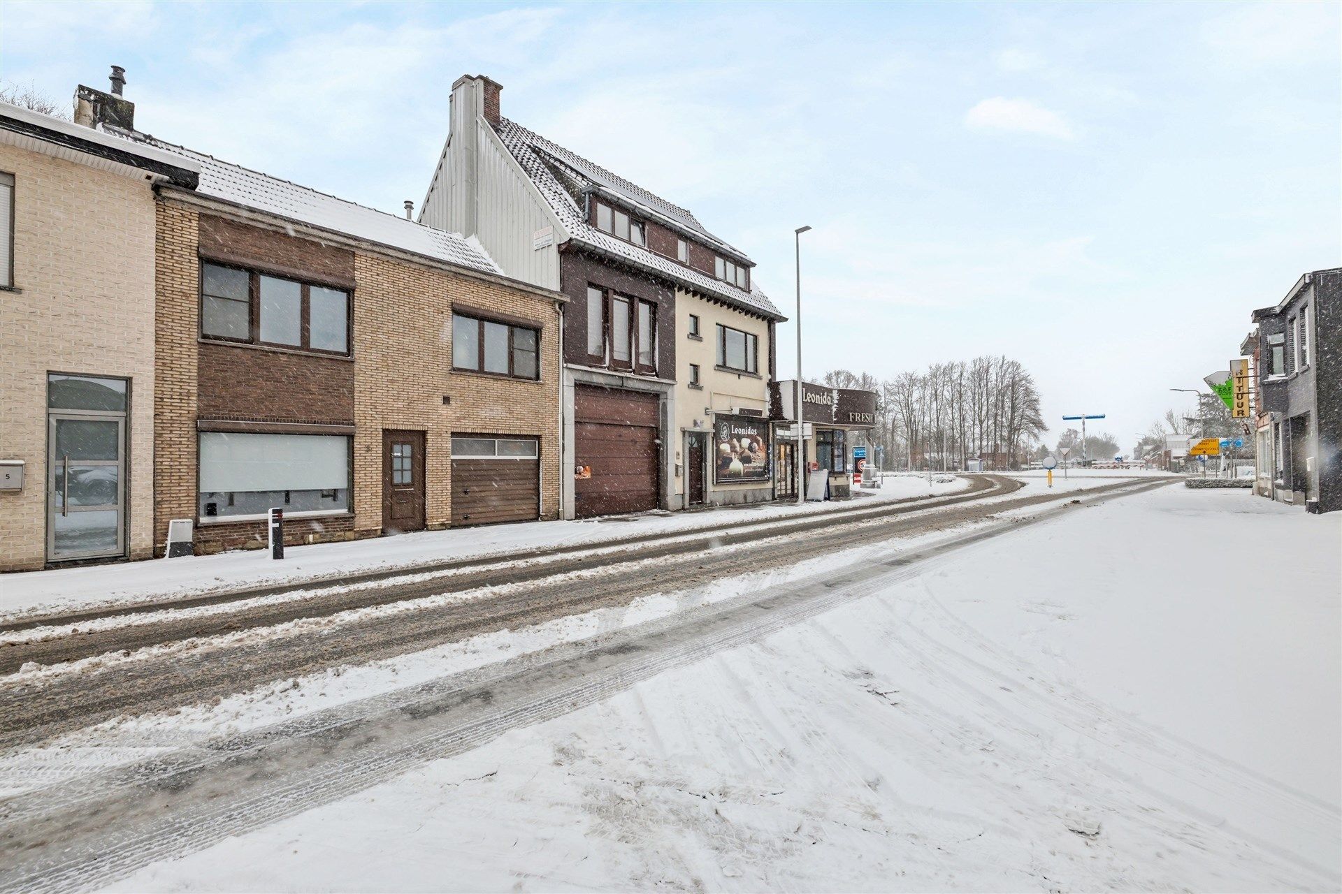 Instapklare gezinswoning met 3 slaapkamers en garage foto 17