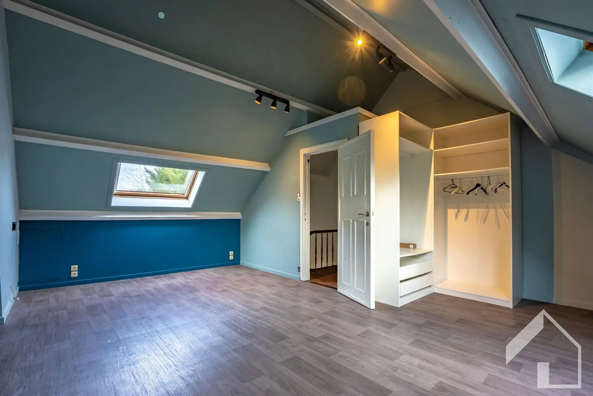 Authentieke gerenoveerde gezinswoning met 3 slaapkamers in centrum Brasschaat foto 18