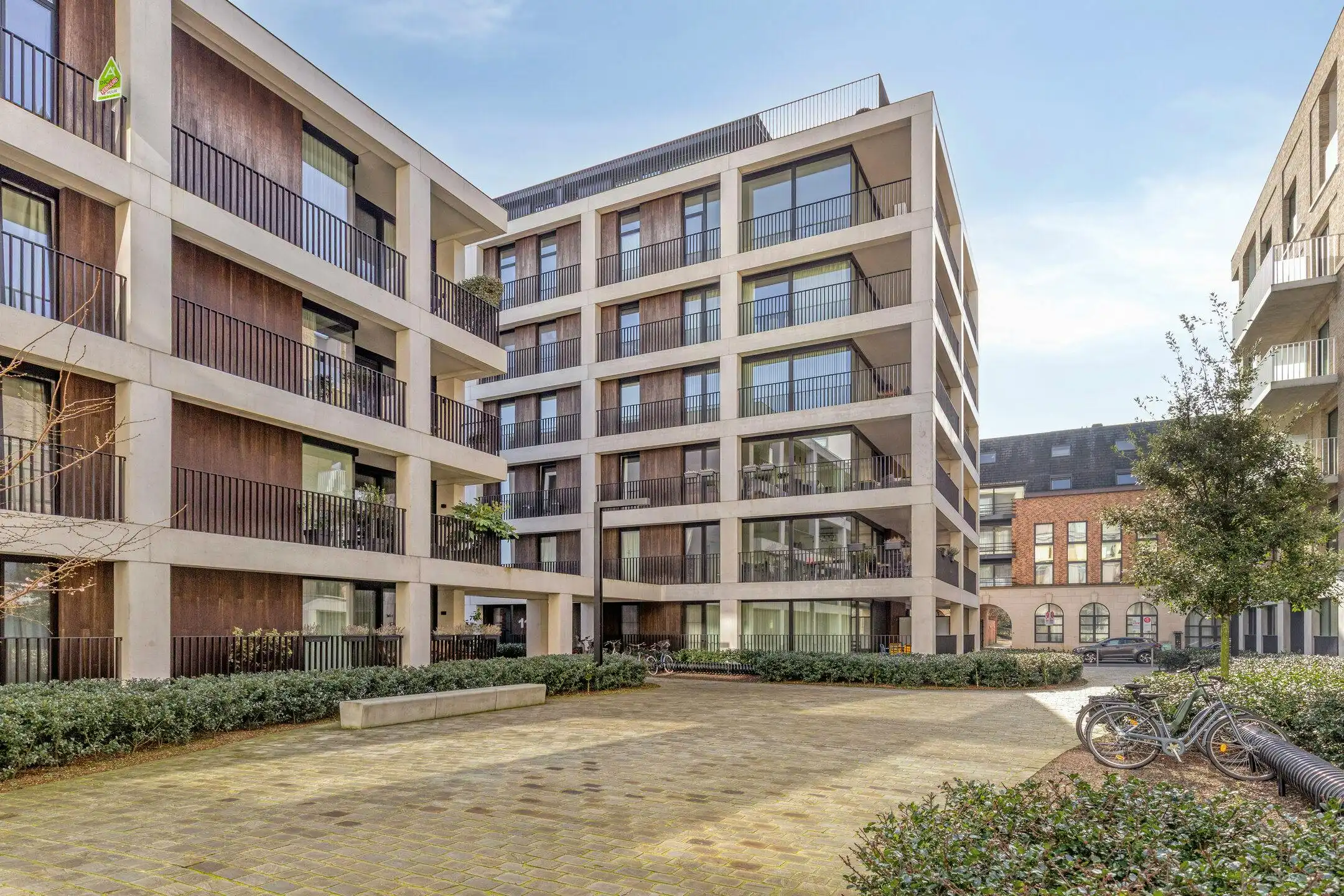 Modern en prachtig afgewerkt appartement in hartje Roeselare foto 2