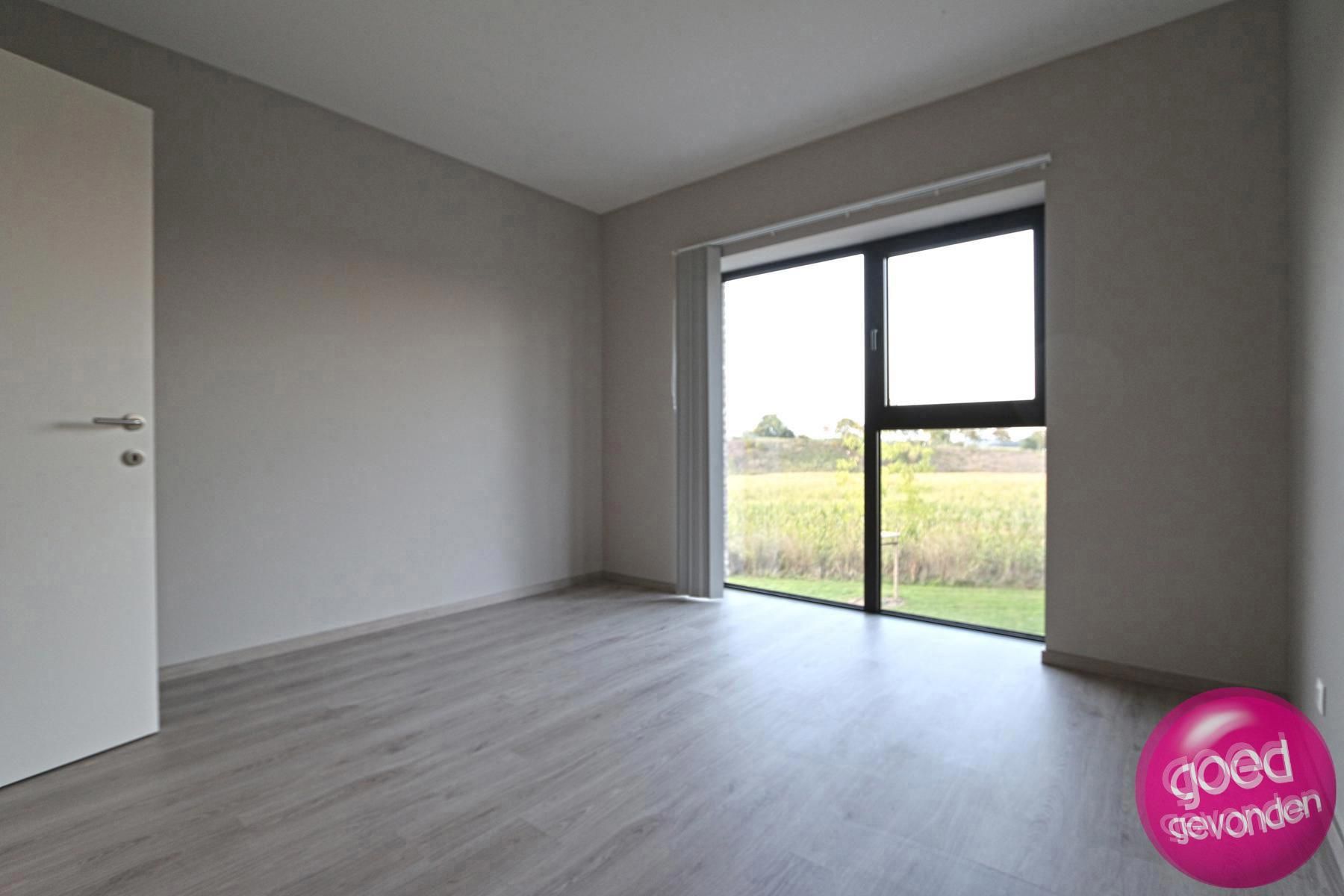 App 2 slk - terras - kelder - parking - energiezuinig foto 11
