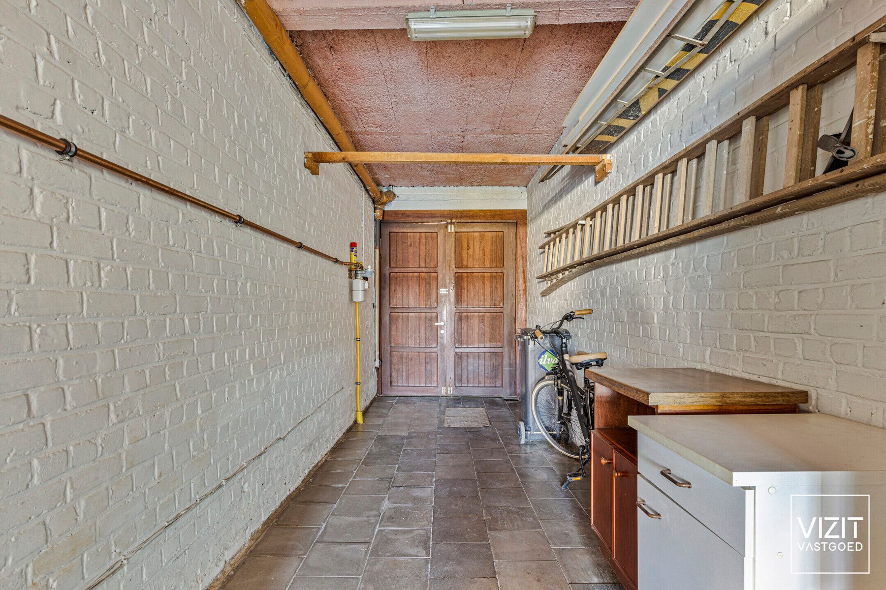 Ruim woonhuis in doodlopende straat foto 11
