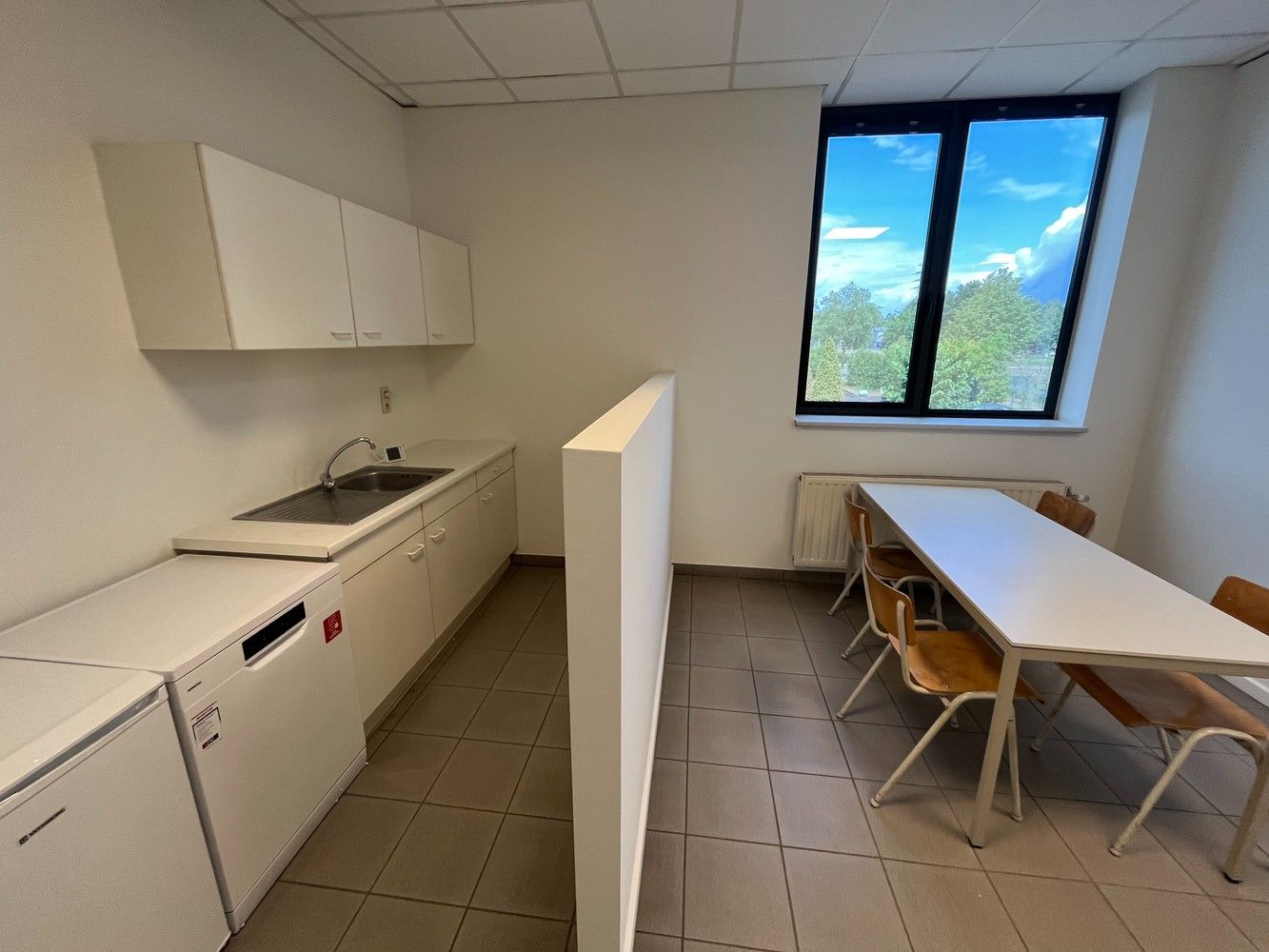 7012m² magazijn met luifel foto 22