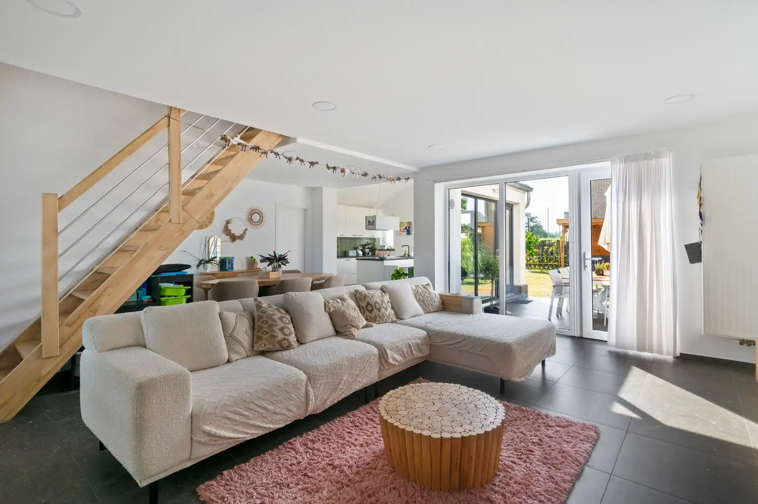 Recente instapklare woning met 4 slpkrs en tuin te Gelrode foto 3