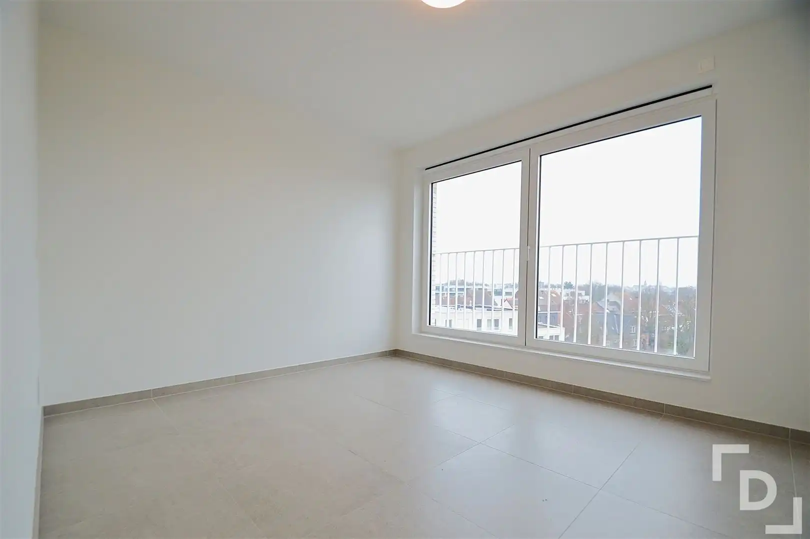 Nieuwbouwappartement met carport te huur te Ieper foto 8