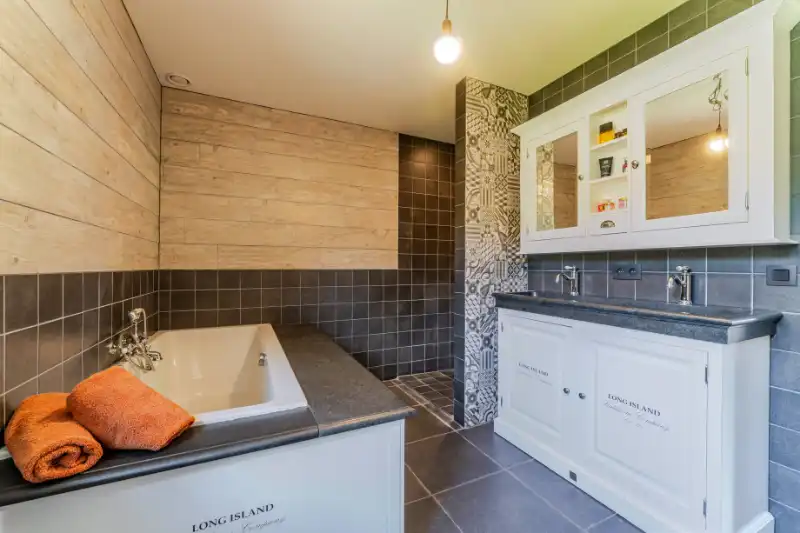 Grote woning op ruim perceel met landelijk karakter. foto 11