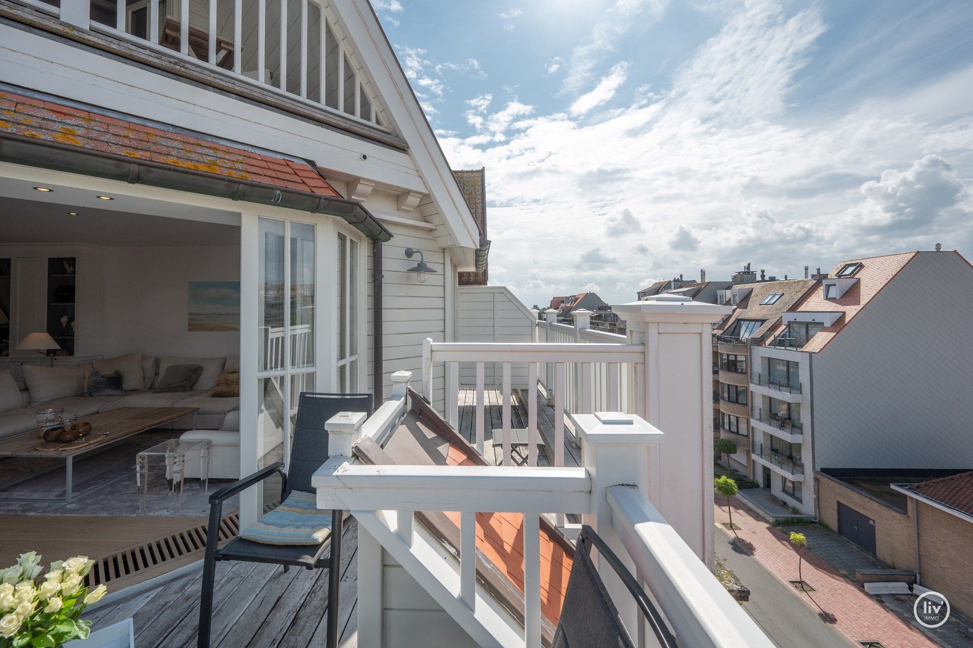 Ruim (160 m2) HOEKduplex met magnifieke open zichten op de Dumortierlaan te Knokke.  foto 8