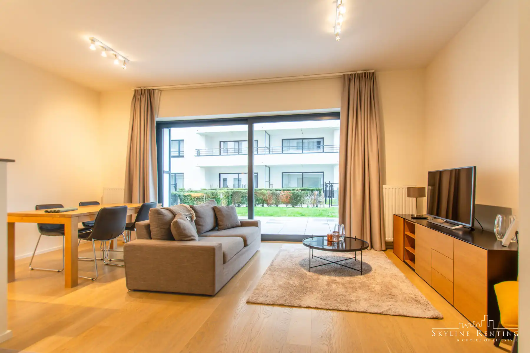 LICHTRIJK - 1 kamer appartement met terras (NAVO area) foto 2