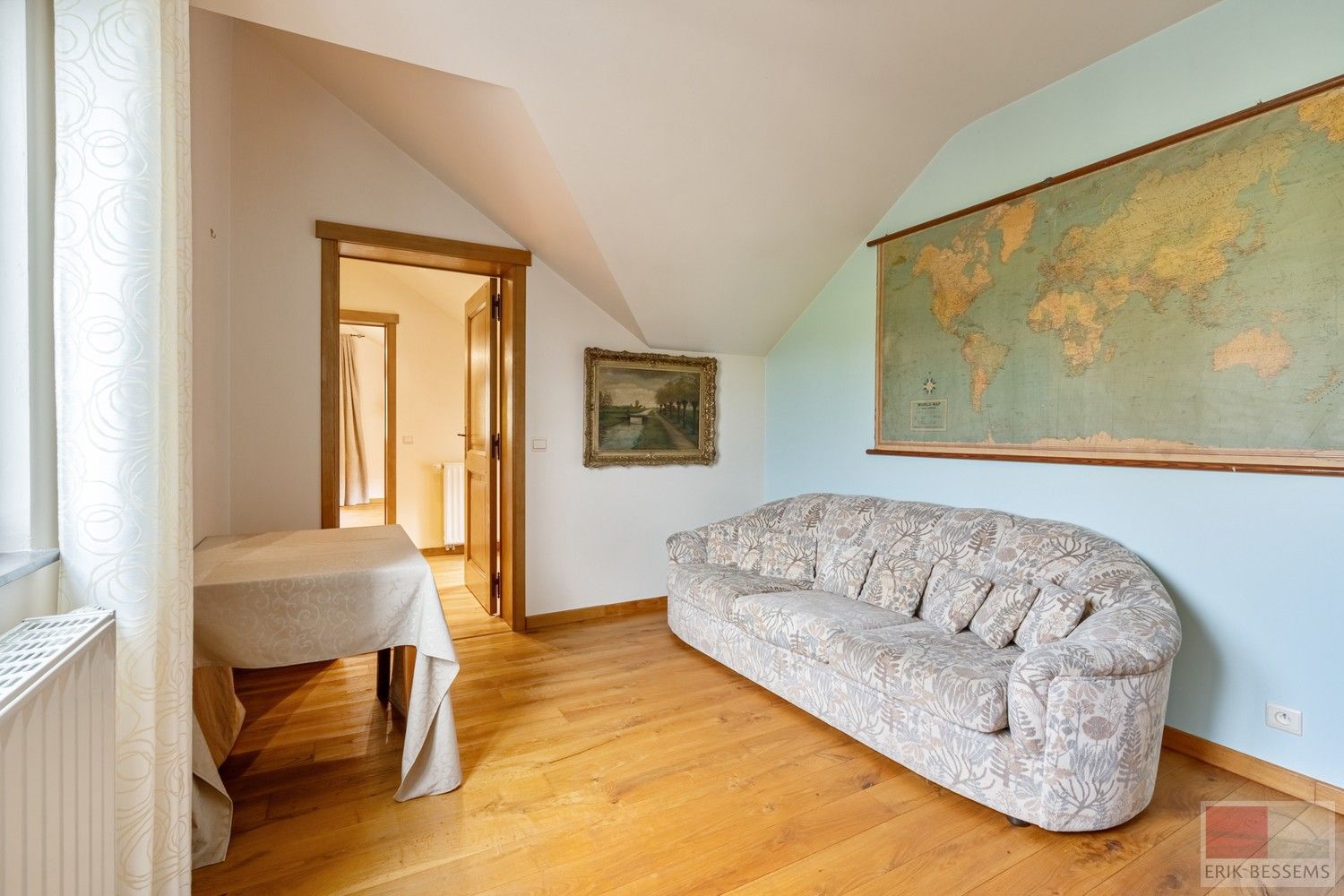 Landhuis met vrij uitzicht,  5 slaapkamers, 2 badkamers, woonkamer, eetkamer/keuken. Woonopp. 277m2 gebruiksopp. 441m2, Perceelopp. 4170m2 foto 34