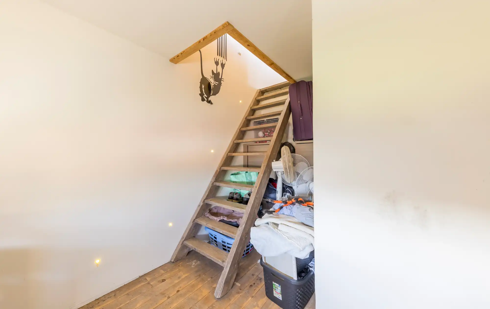 TE KOOP: 4-slaapkamerwoning op zeer gunstige locatie in Gerdingen foto 8