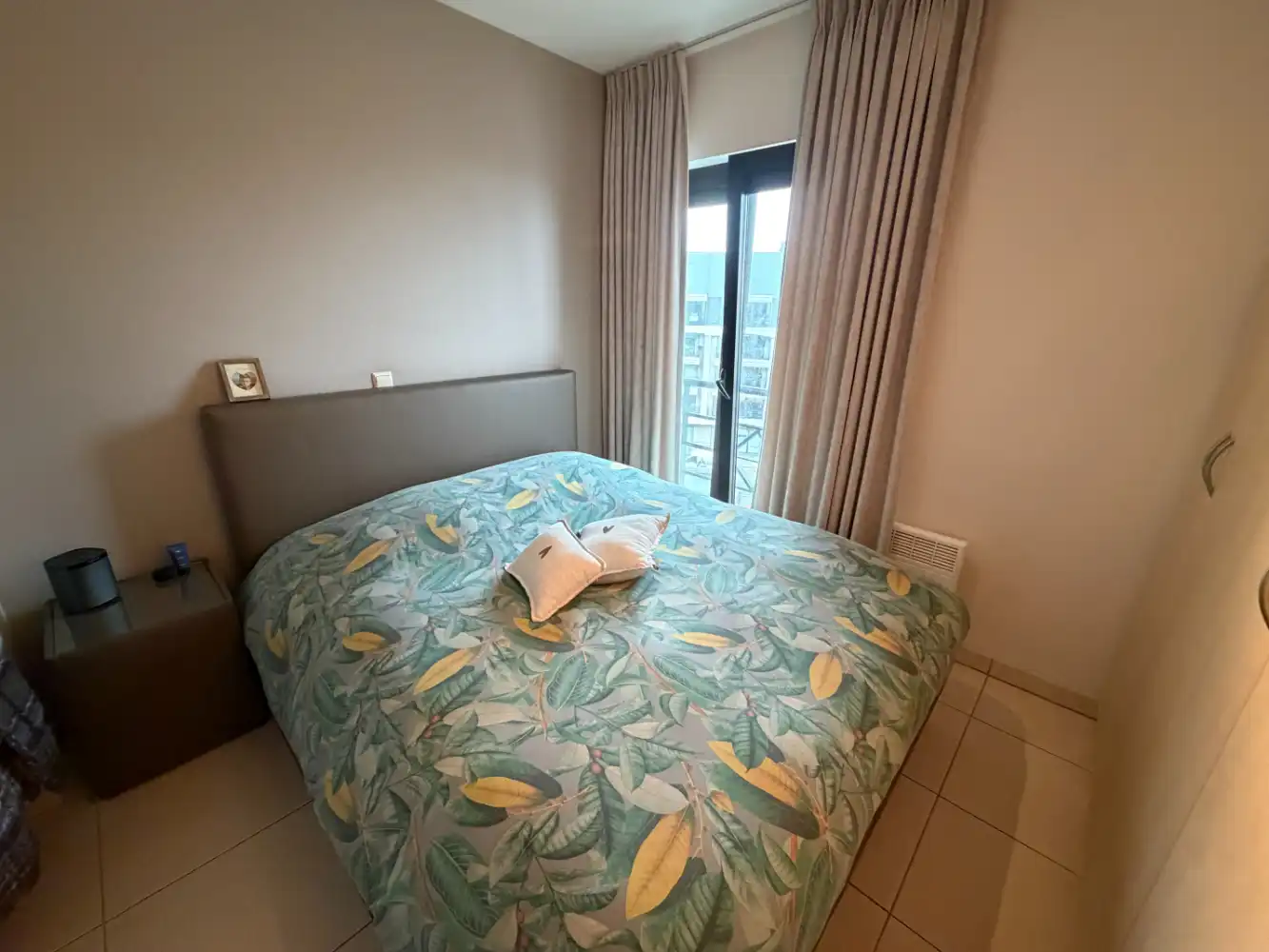 Modern zonnige studio op het Stationsplein van Blankenberge. Dichtbij het commercieel centrum en het openbaar vervoer. foto 6