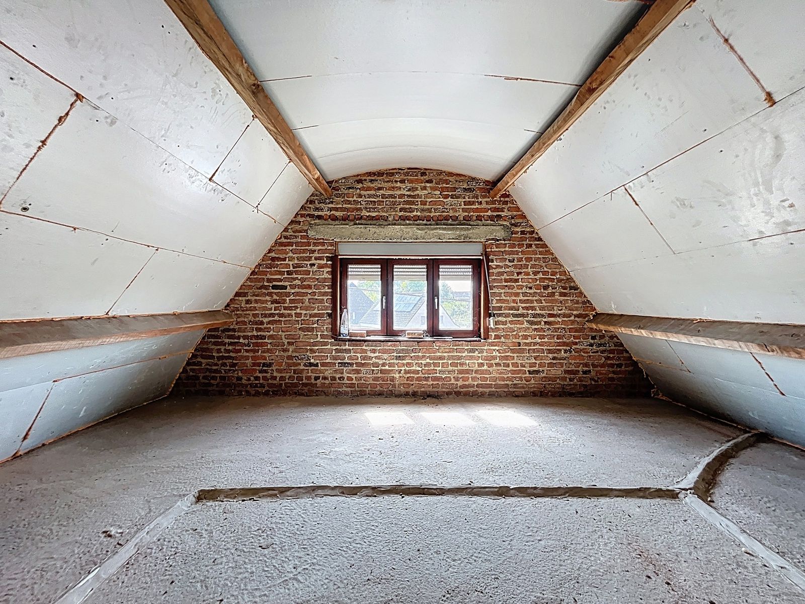 Charmante woning met 3 slpks in een mooie omgeving foto 16