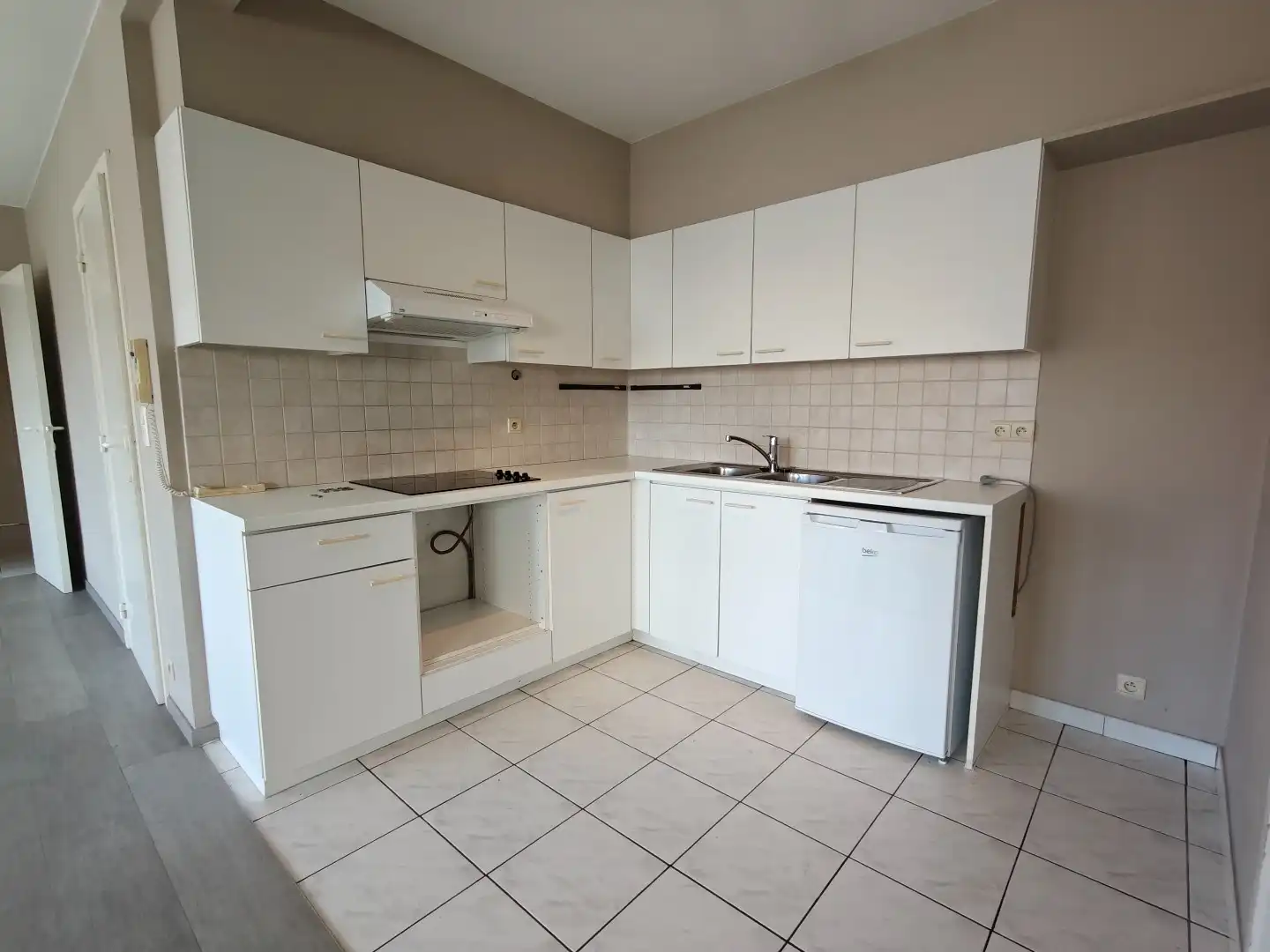 Appartement met garage op de tweede verdieping te Sint-Niklaas foto 4