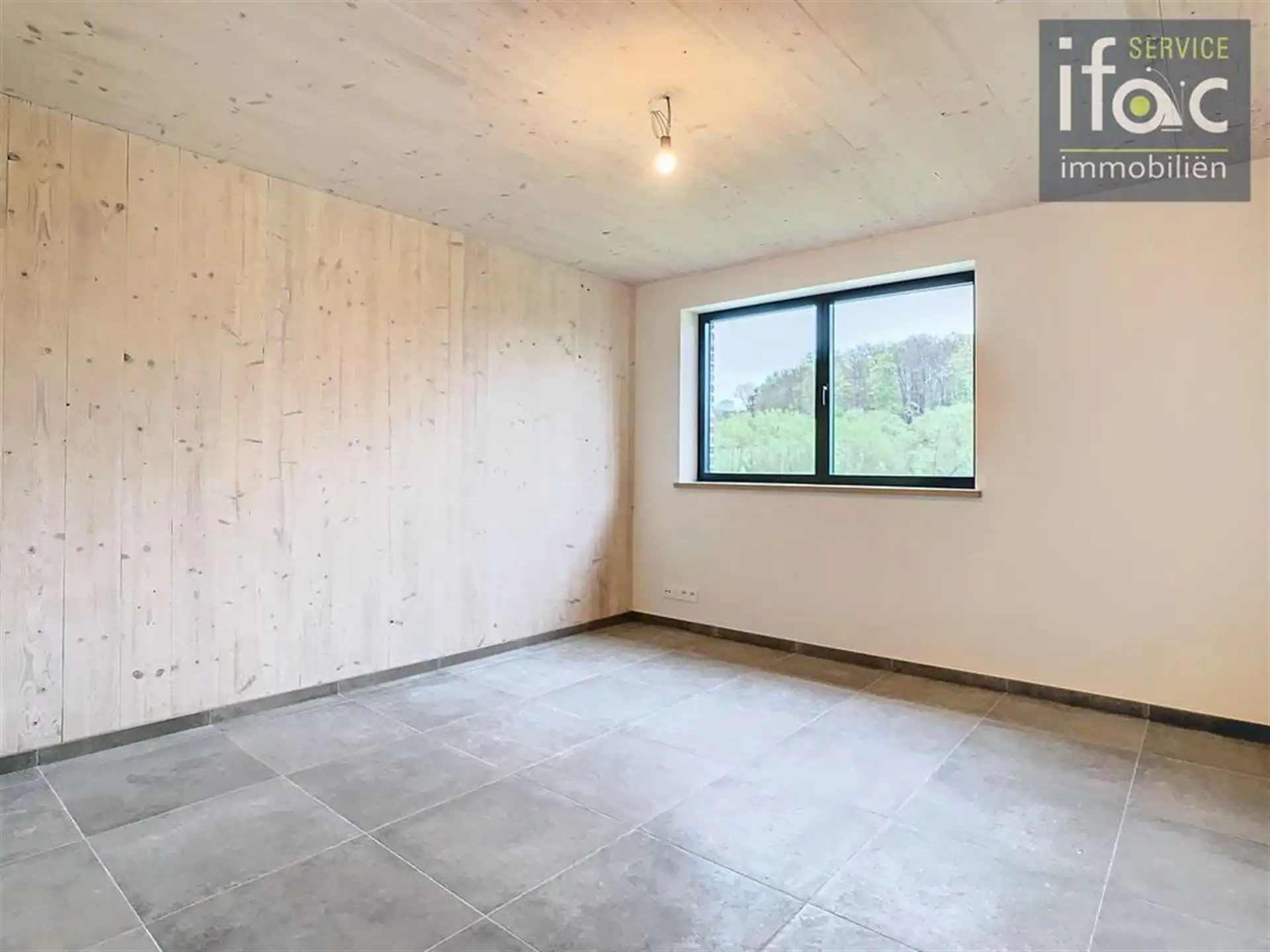 Villa met 4 slaapkamers, 2 badkamers en een grote tuin foto 23