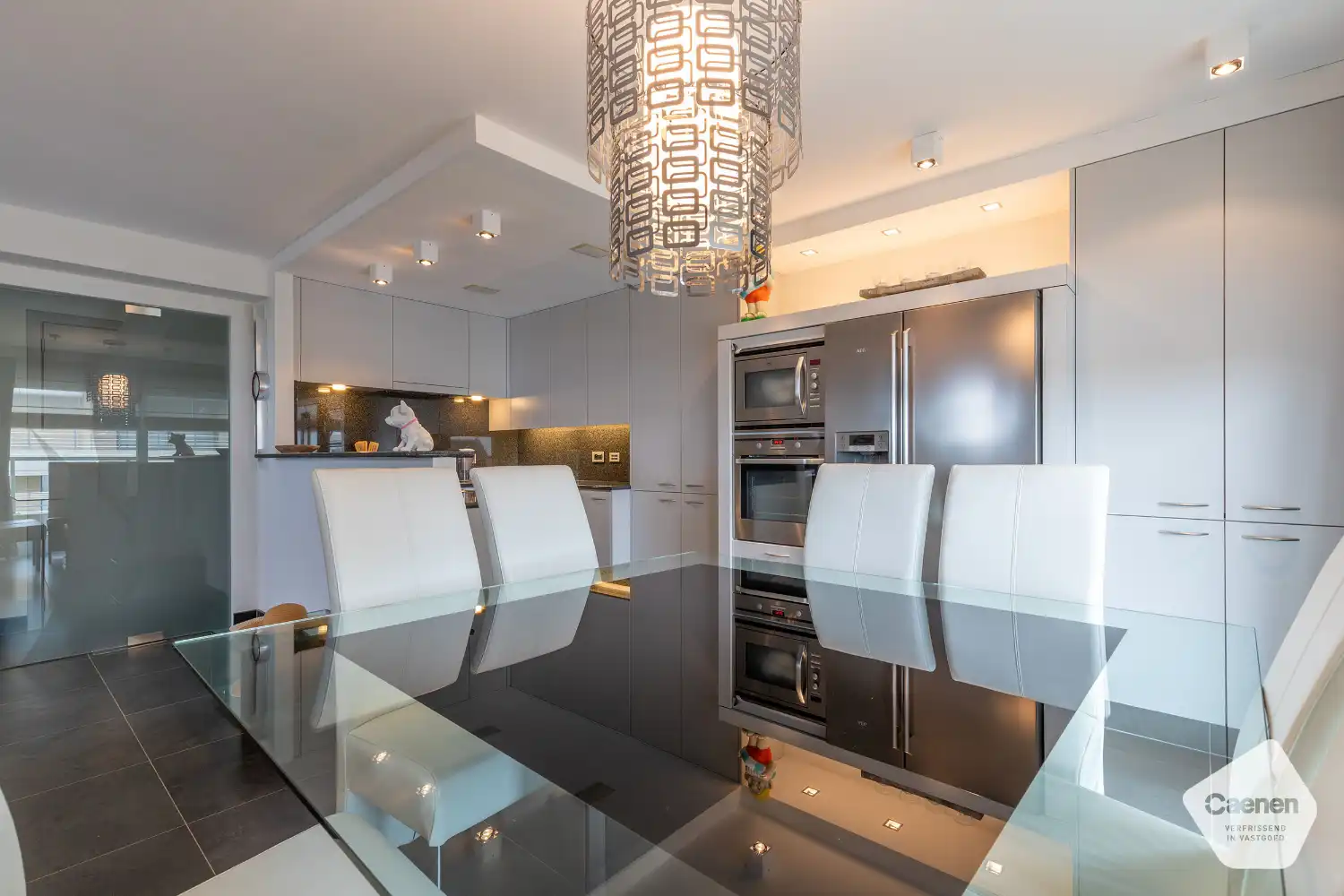 Prachtig appartement met 3 slaapkamers en lateraal zeezicht foto 5