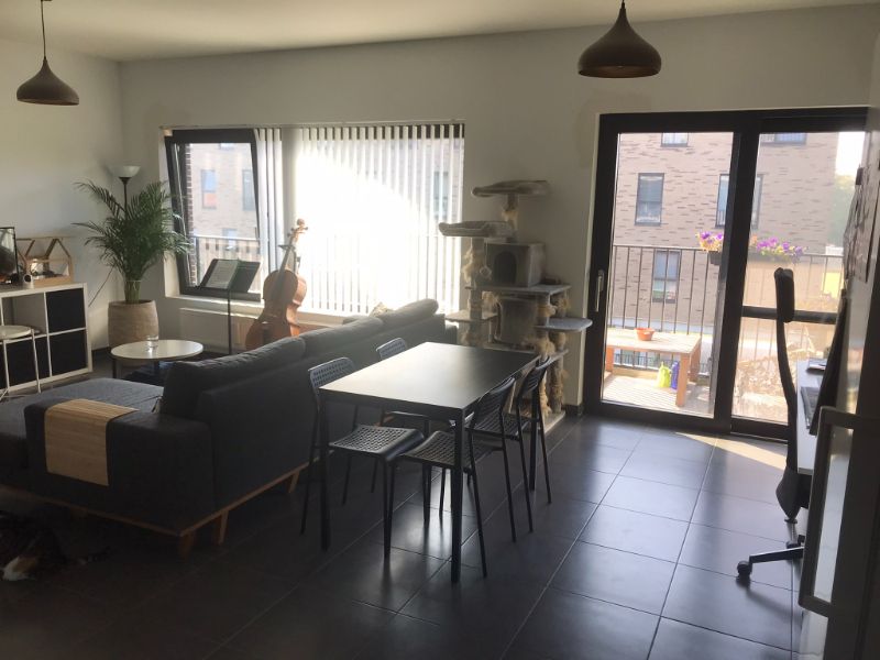 Gezellig zon georiënteerd 2slk appartement met groen uitzicht, met terras, kelder en private garagebox  in afgesloten garagecomplex op wandelafstand van centrum van EEklo foto 9
