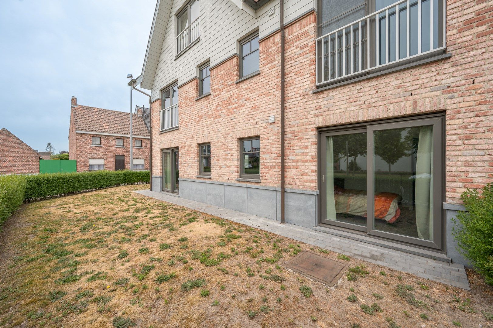 Appartement met tuin en autostaanplaats te Sijsele foto 9