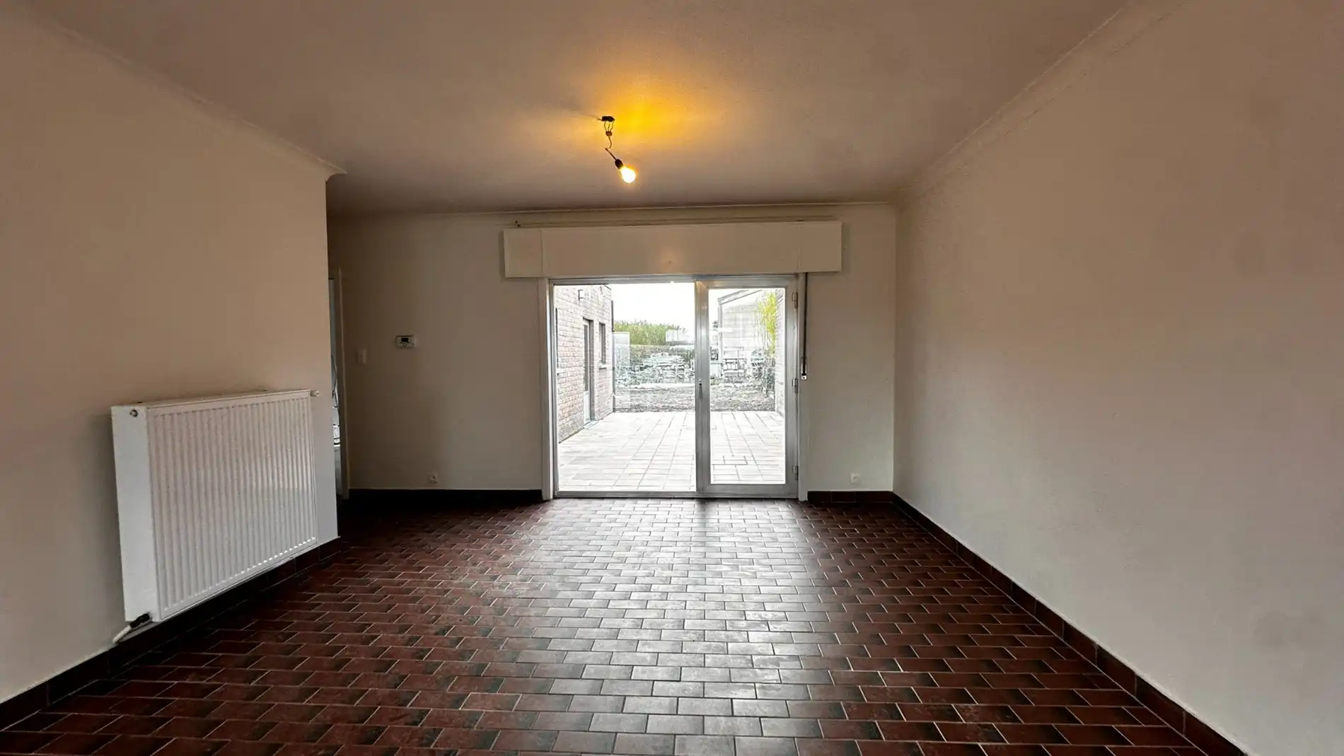 Gerenoveerde rijwoning te huur in Zele foto 4