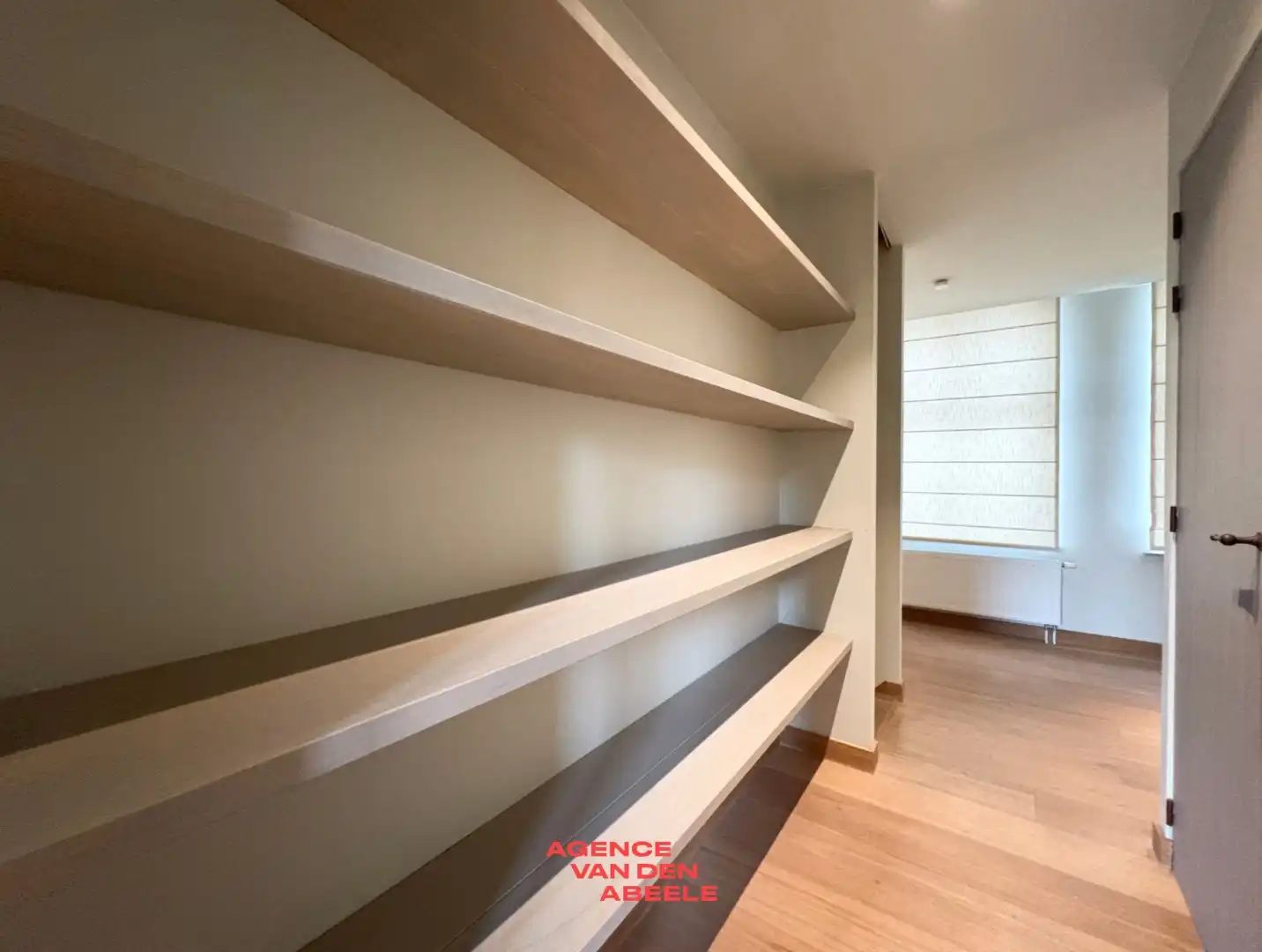 Woning met stadskoer foto 13