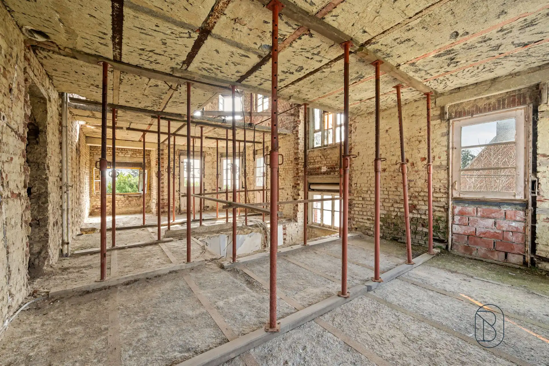 Unieke eigendom met 600m² bew. opp, prachtig gelegen! foto 8