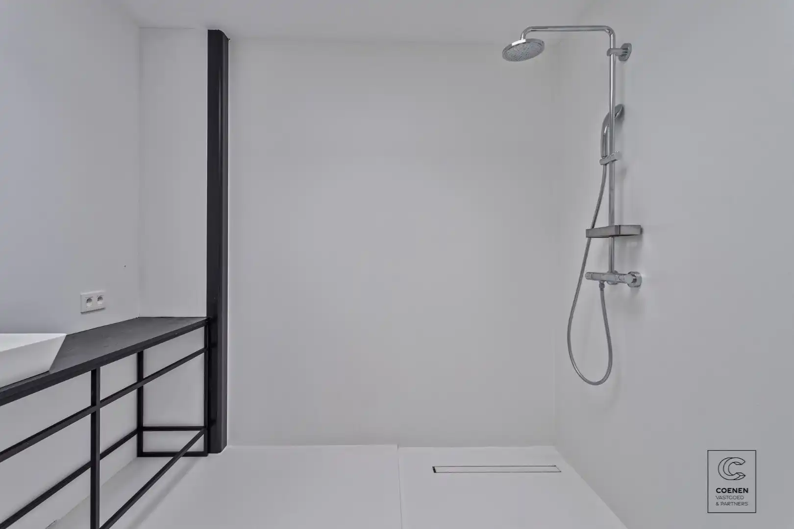 Prachtig verder af te werken HOB van 320 m² in een doodlopende straat! foto 26