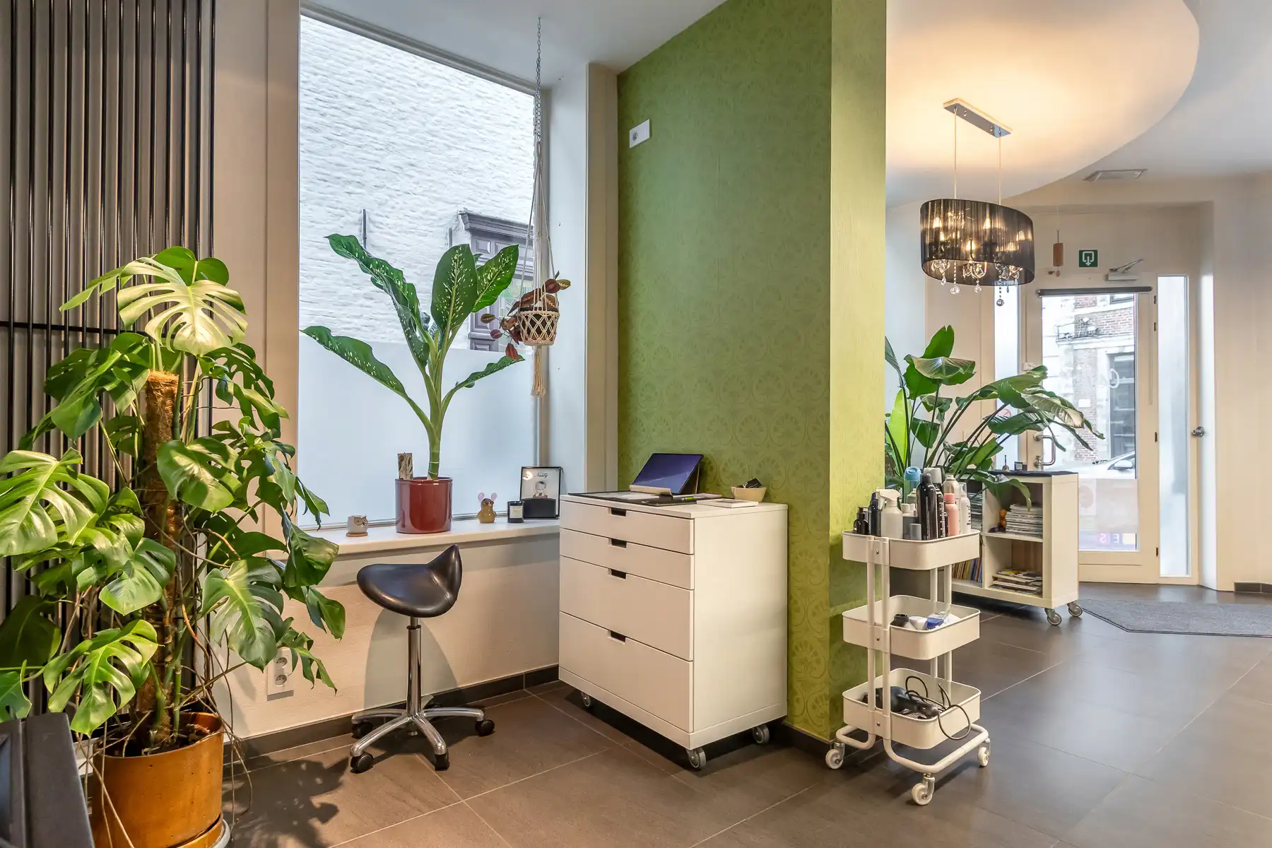 Prachtig gebouw met handelsruimte en 2 appartementen foto 7