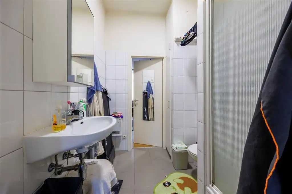 Studentenhuis met drie studio's! foto 6