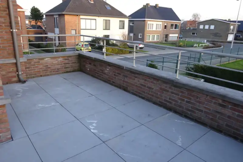 Ruime duplex met 2 slaapkamers en terras foto 16