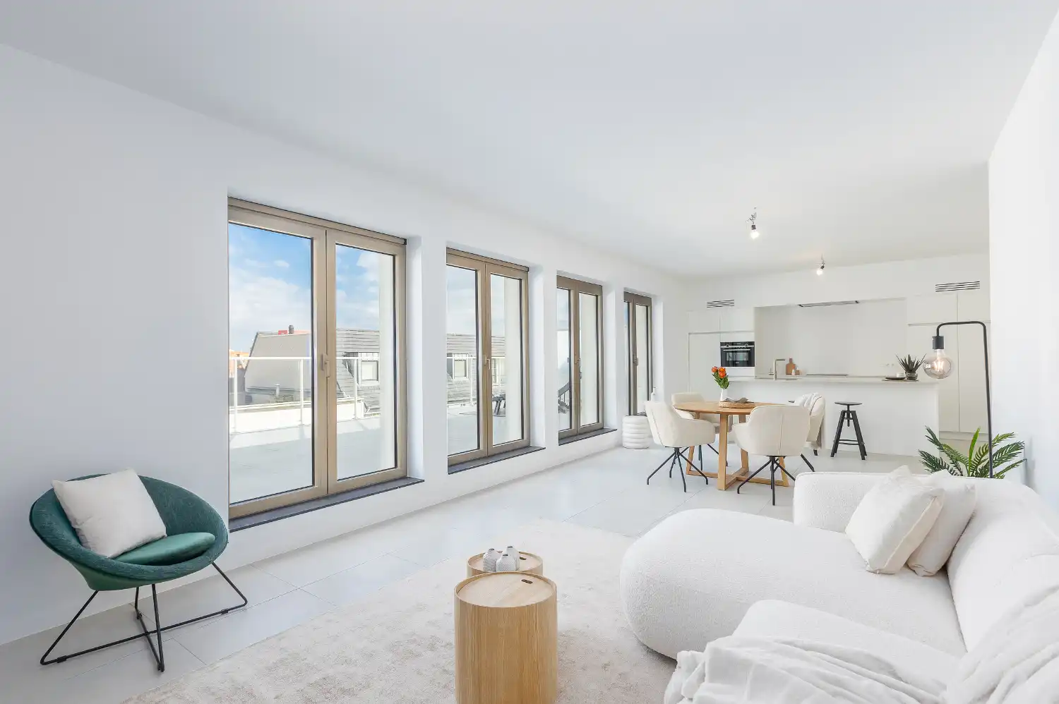 Luxueus nieuwbouwappartement met ruim terras foto 3