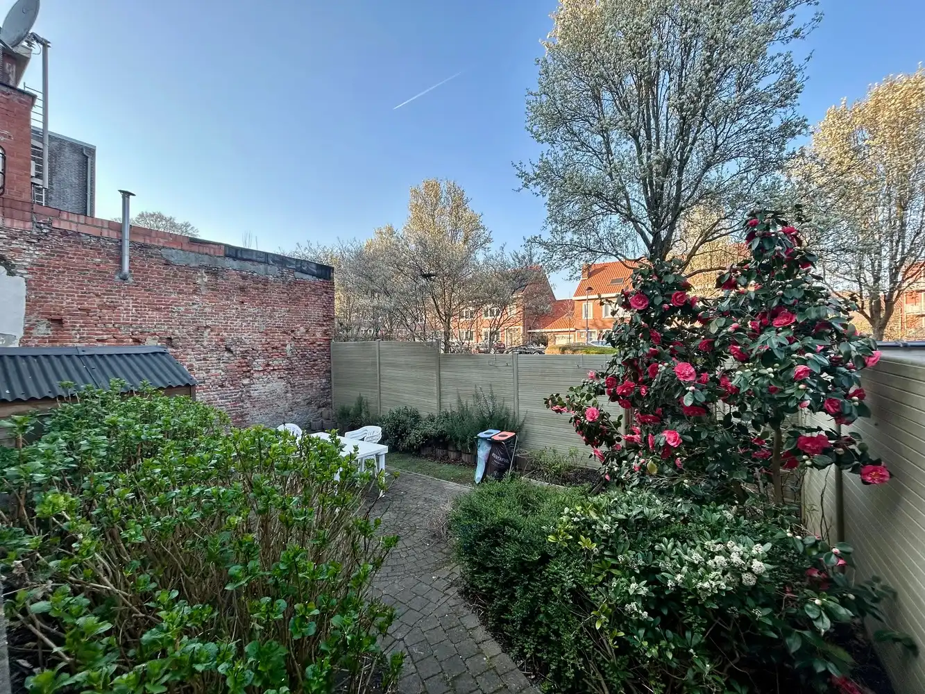Gezellige rijwoning met prachtige stadstuin en achteruitgang nabij centrum Leuven foto 7