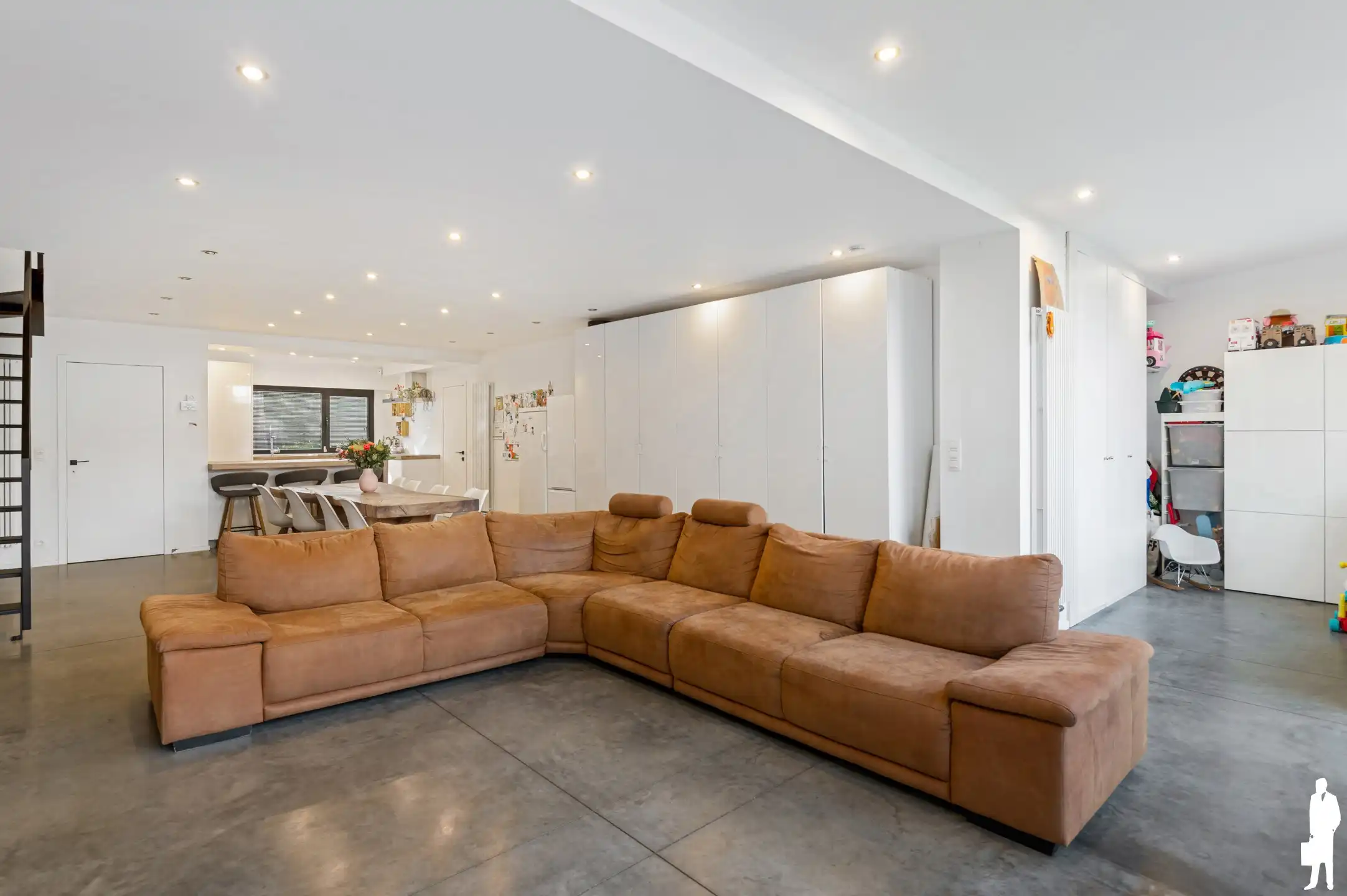 Gezinswoning met 3 slaapkamers, polyvalente ruimte en garage foto 6