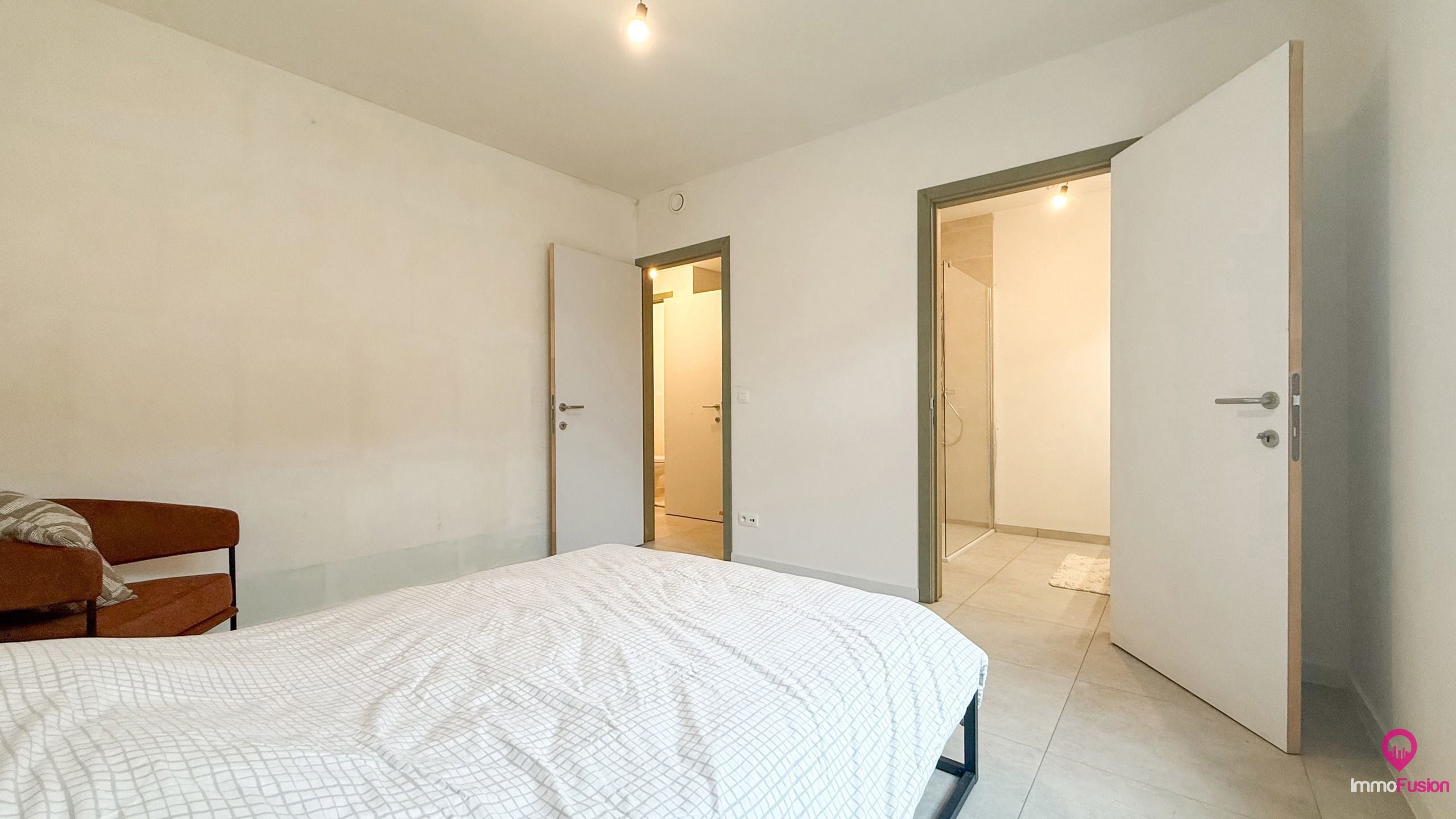 Gelijkvloers appartement met 3 slaapkamers en met een tuin! foto 23