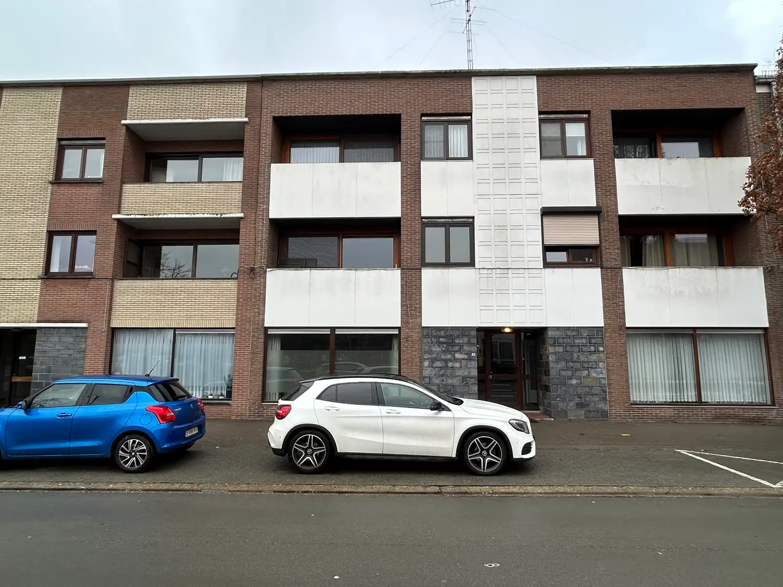 Appartement te huur foto {{pictureIndex}}