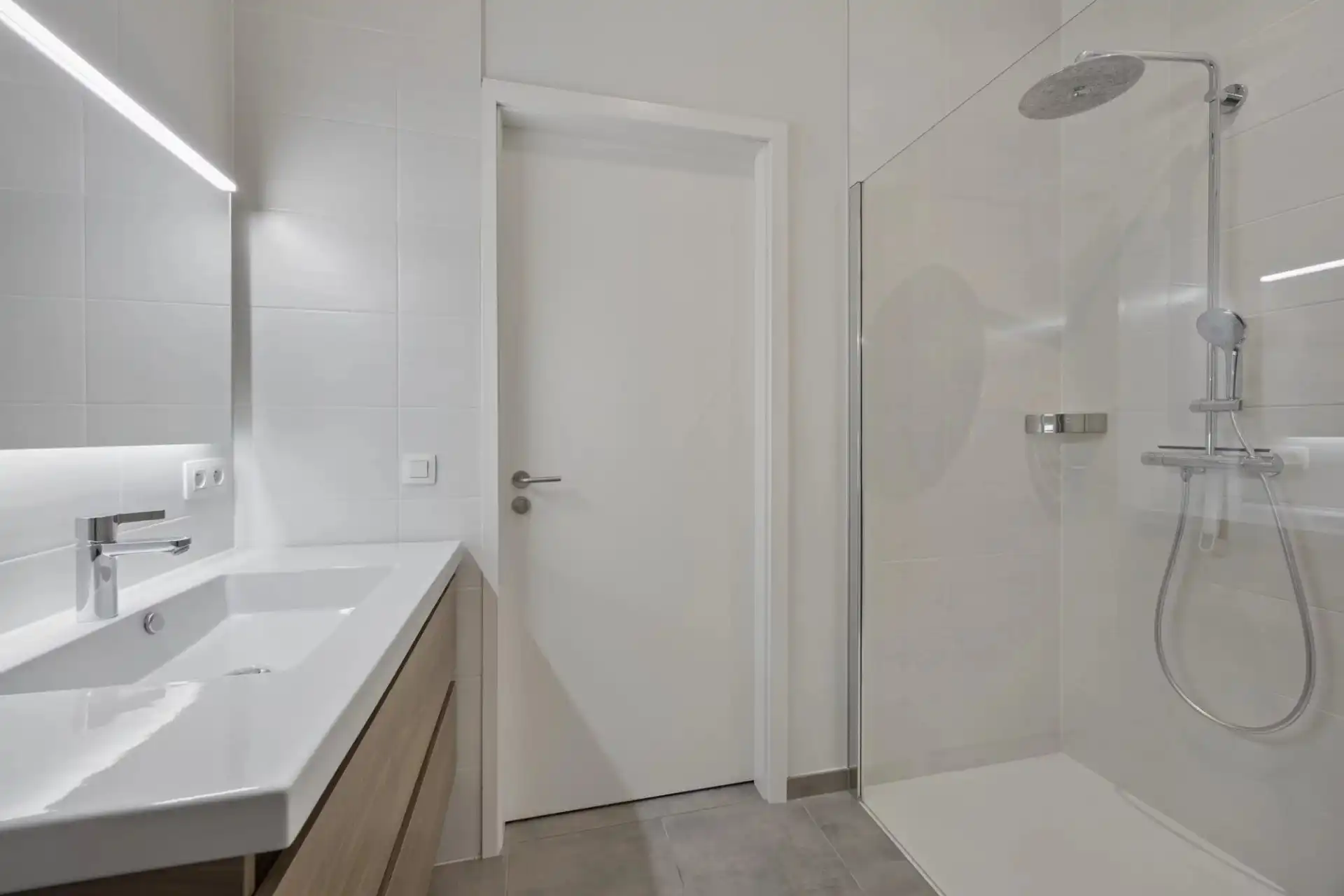 Modern appartement met 2 slaapkamers in Heusden centrum foto 13
