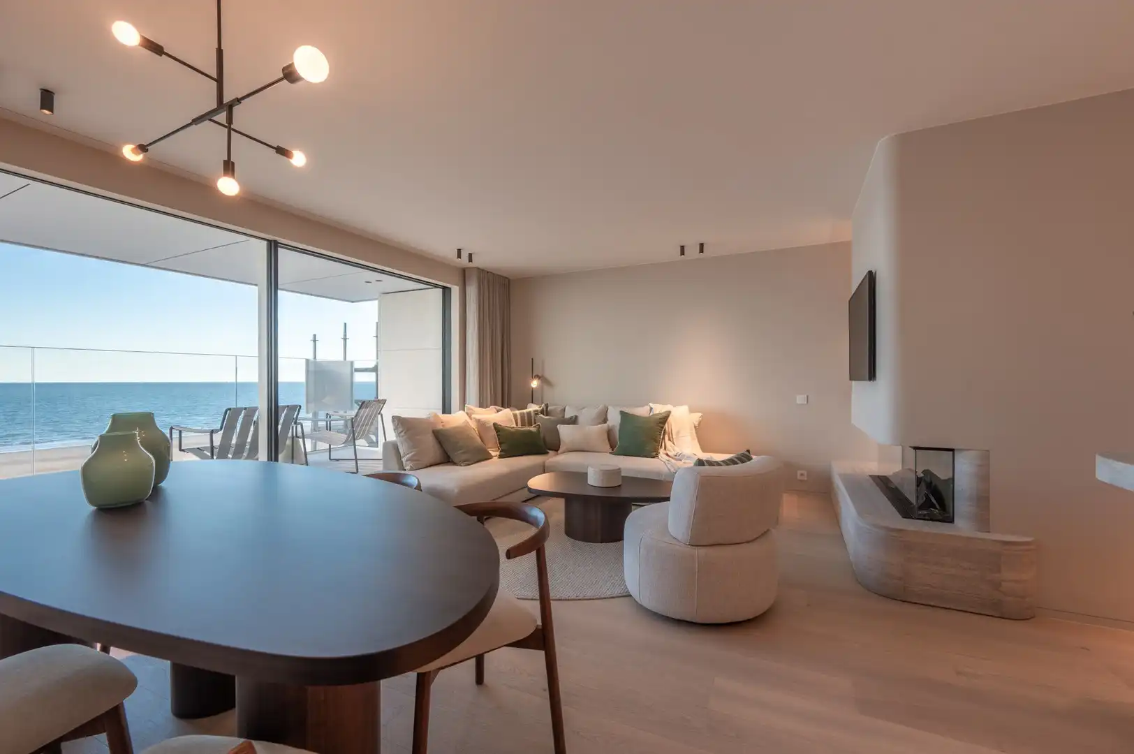 Luxueus appartement in het Zoute met 3 slaapkamers en frontaal zeezicht. foto 11