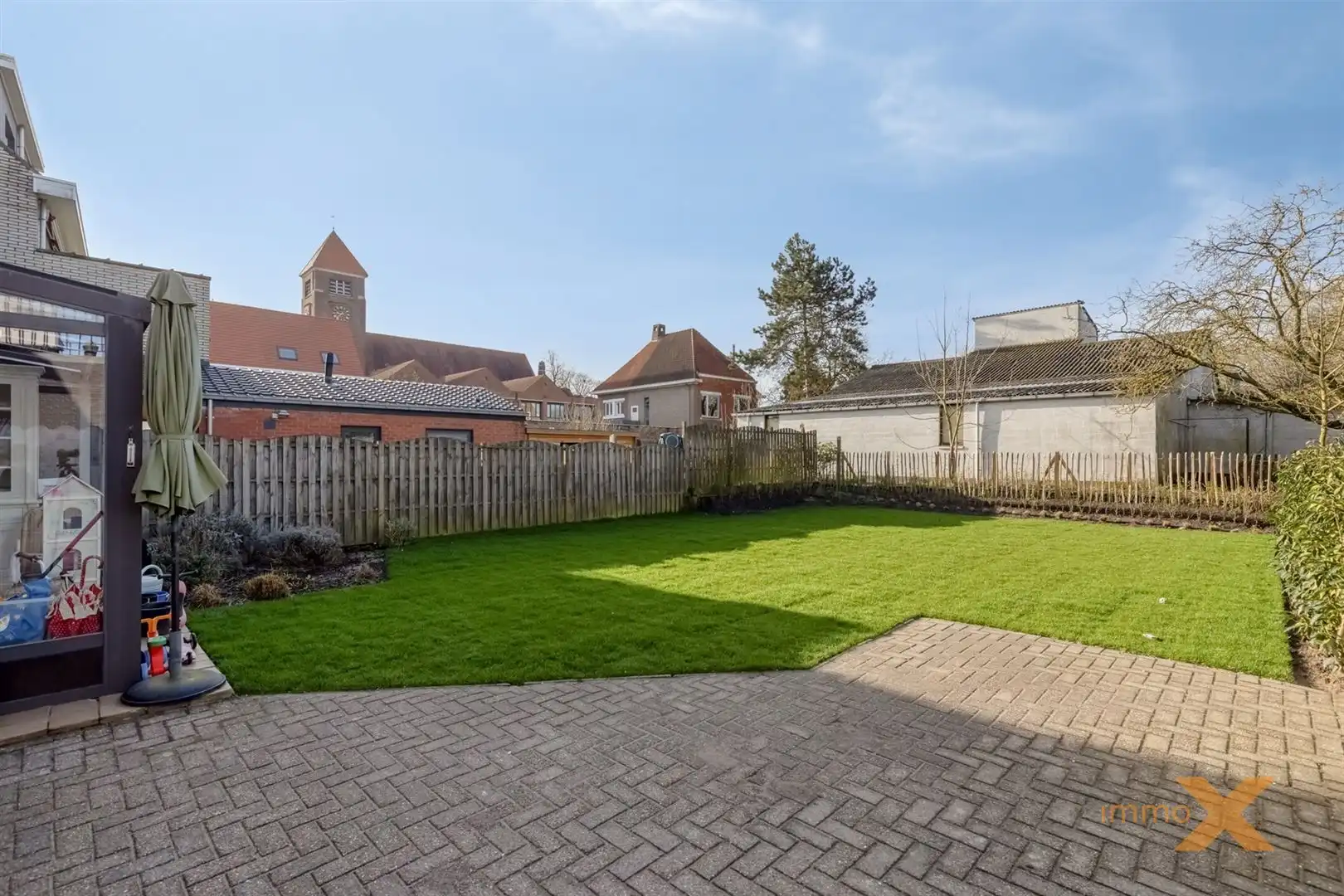 CHARMANTE GEZINSWONING MET AUTHENTIEKE GEVEL foto 25