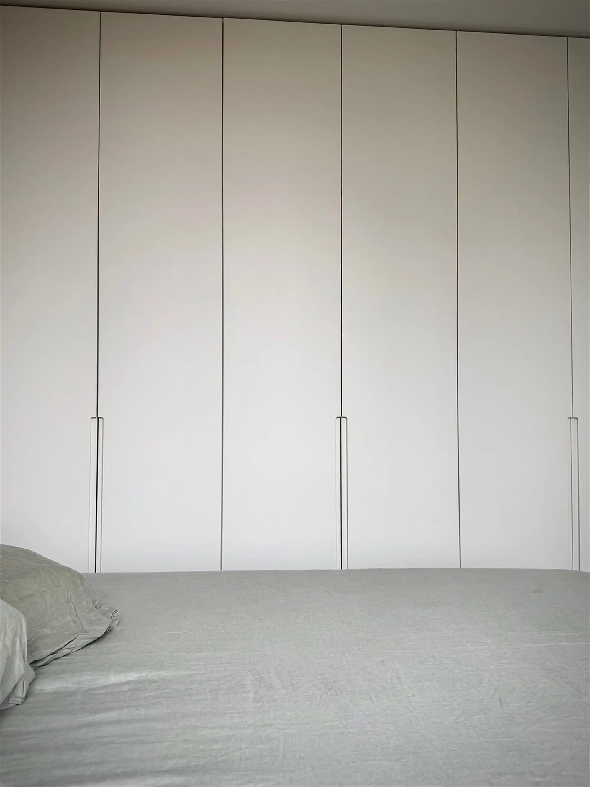 Instapklaar APPARTEMENT (1ste verdieping) met 2 slaapkamers, ruime terrassen (2), garage  & autostaanplaats  foto 16