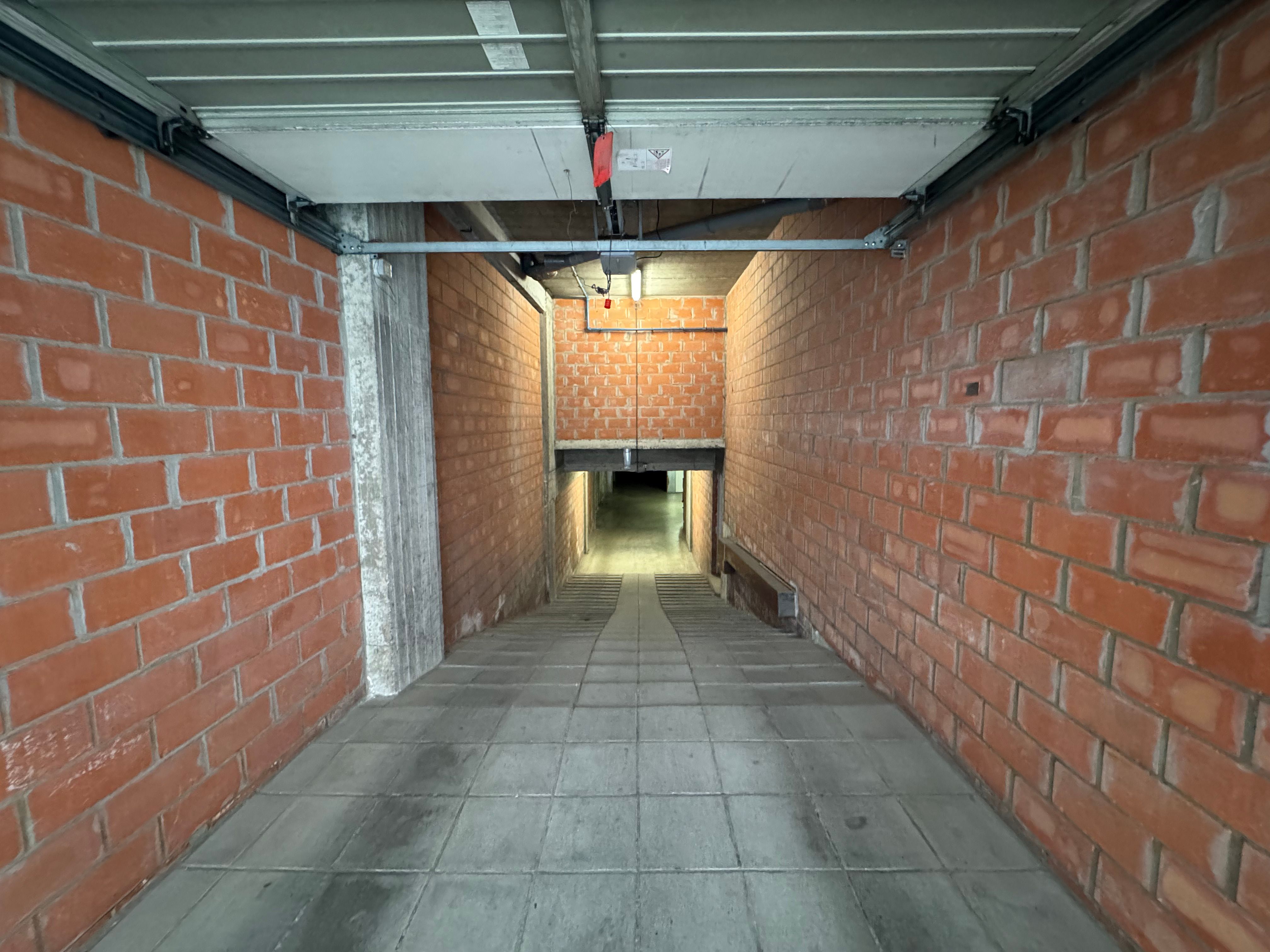 Garagebox in stadscentrum Oostende foto 7