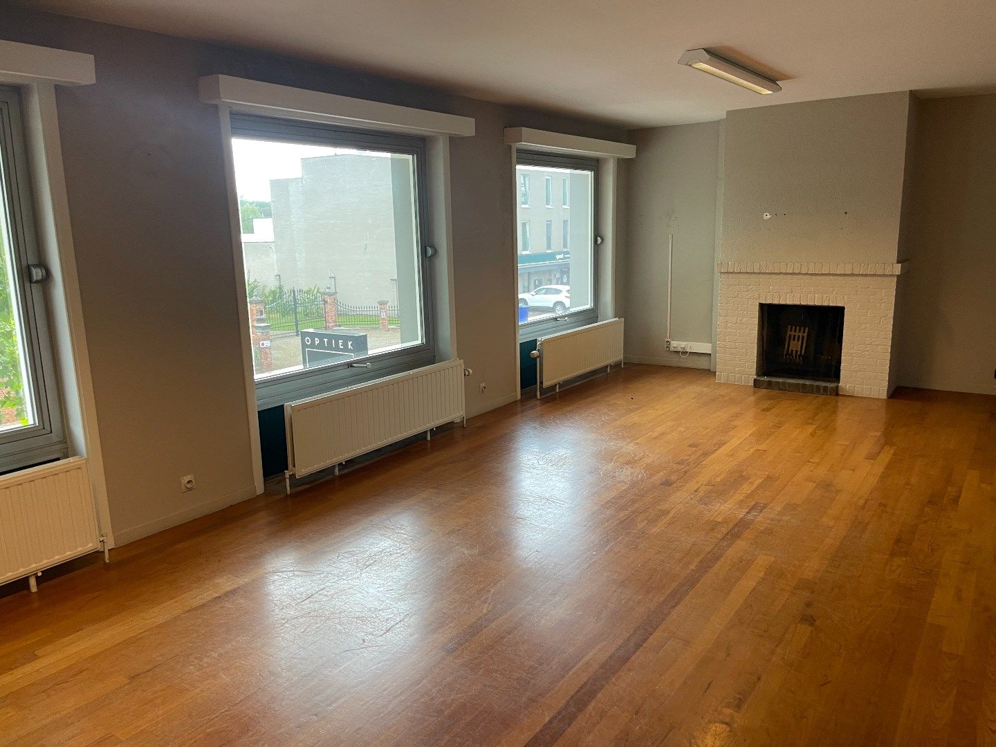 Kantoorgebouw 482m² op 3a85ca met tuin en garage op commerciële topligging foto 14