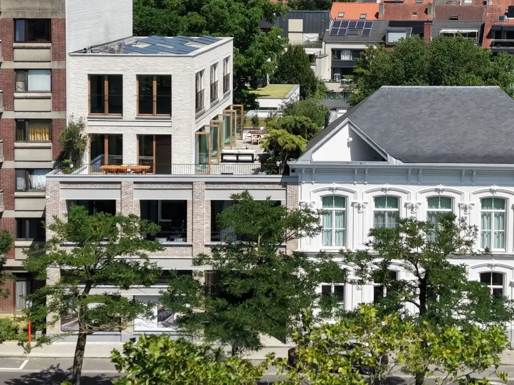 Exclusieve penthouse op een absolute toplocatie met weids zicht over water. foto 4
