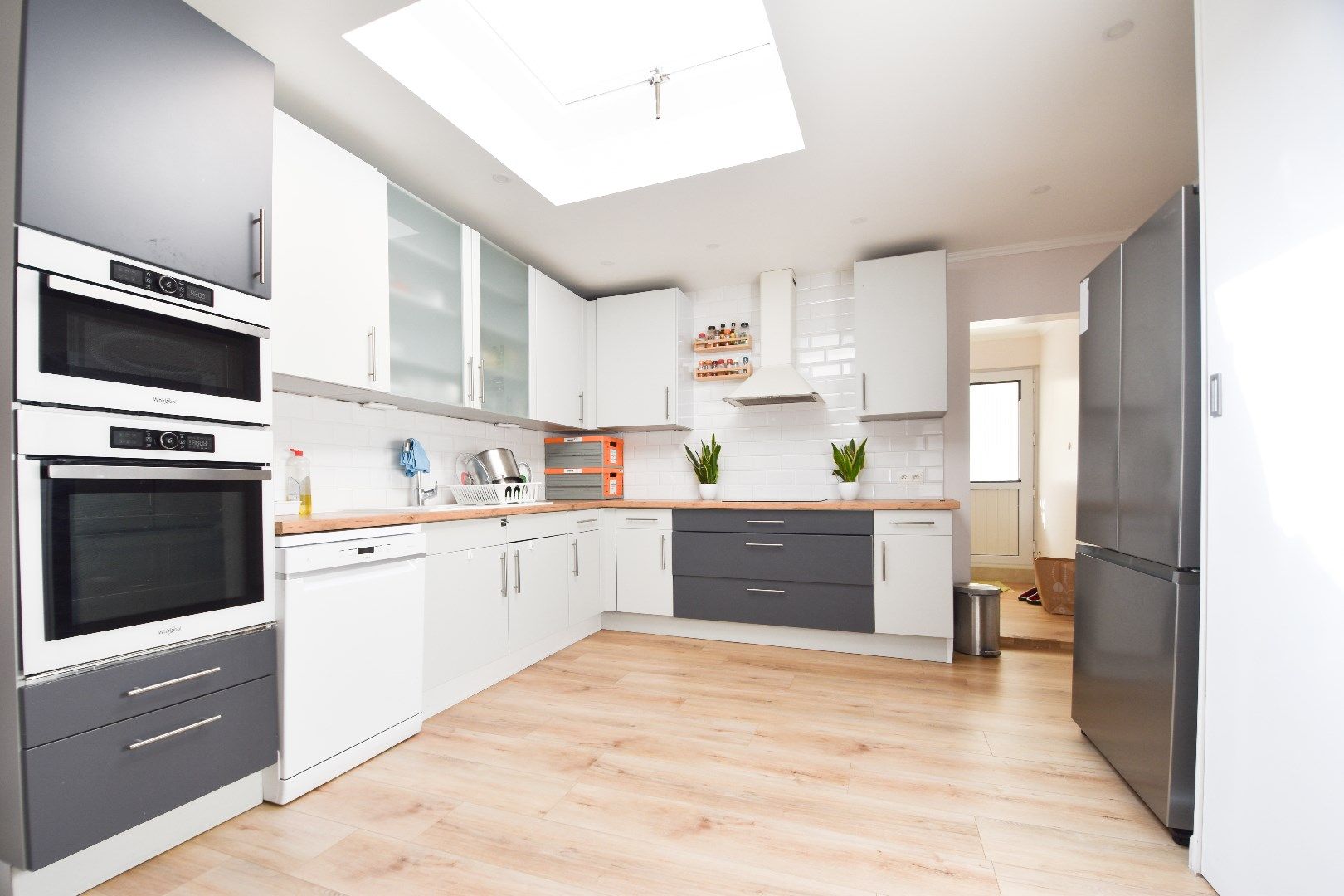Lichtrijke woning met 3 slaapkamers in het hartje van Temse foto 4