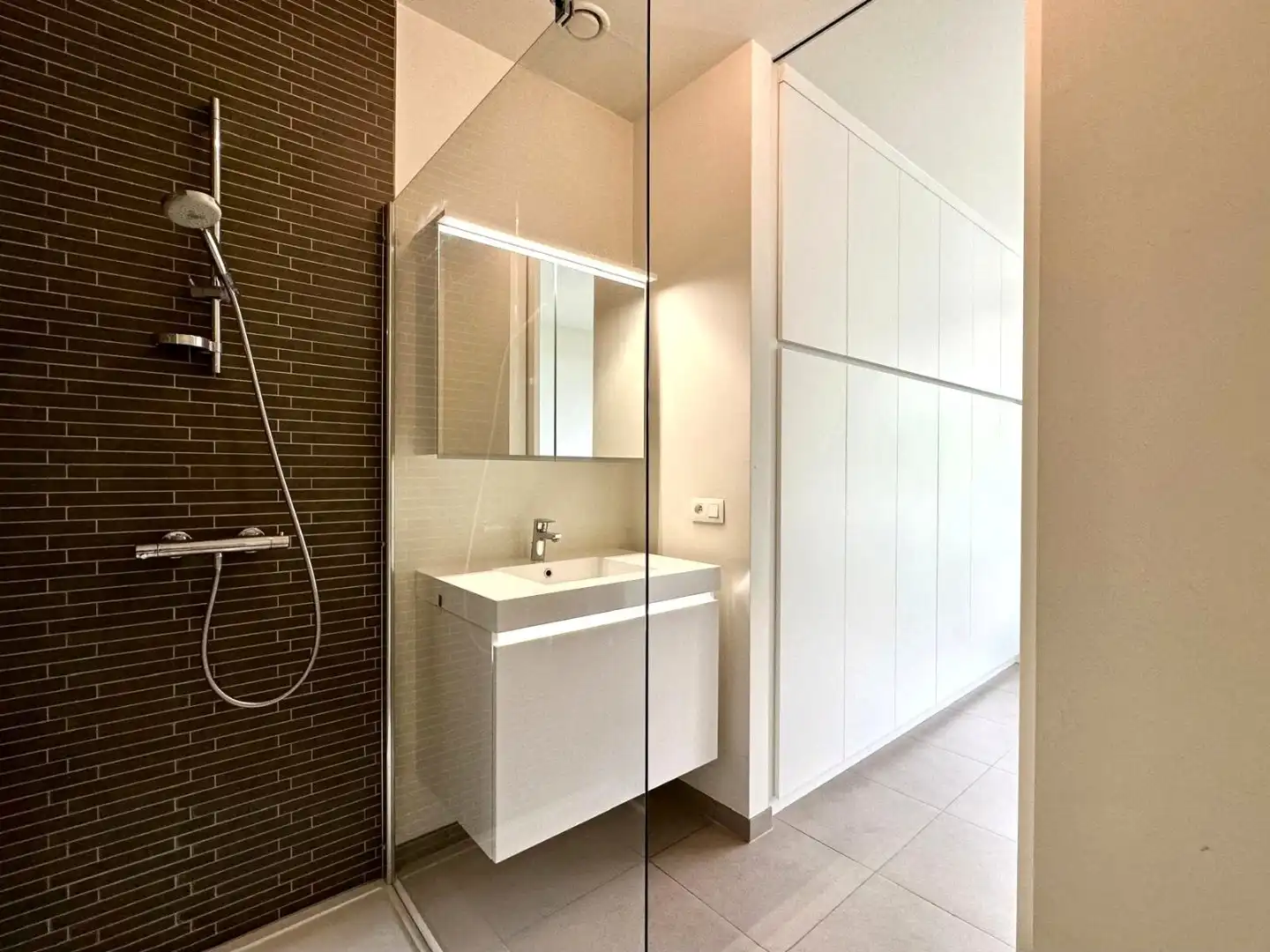Recent appartement op rustige ligging nabij het Lappersfortbos te Brugge foto 14