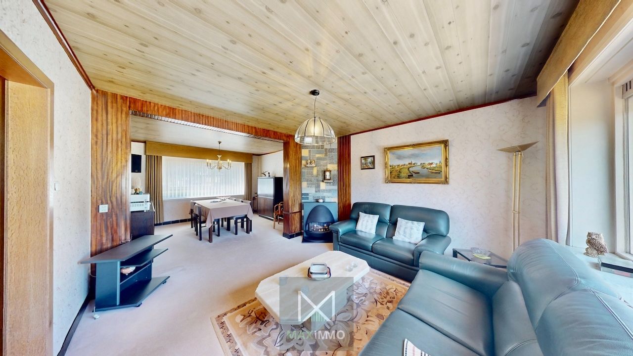 Te renoveren woning met potentieel op toplocatie in Wevelgem foto 5
